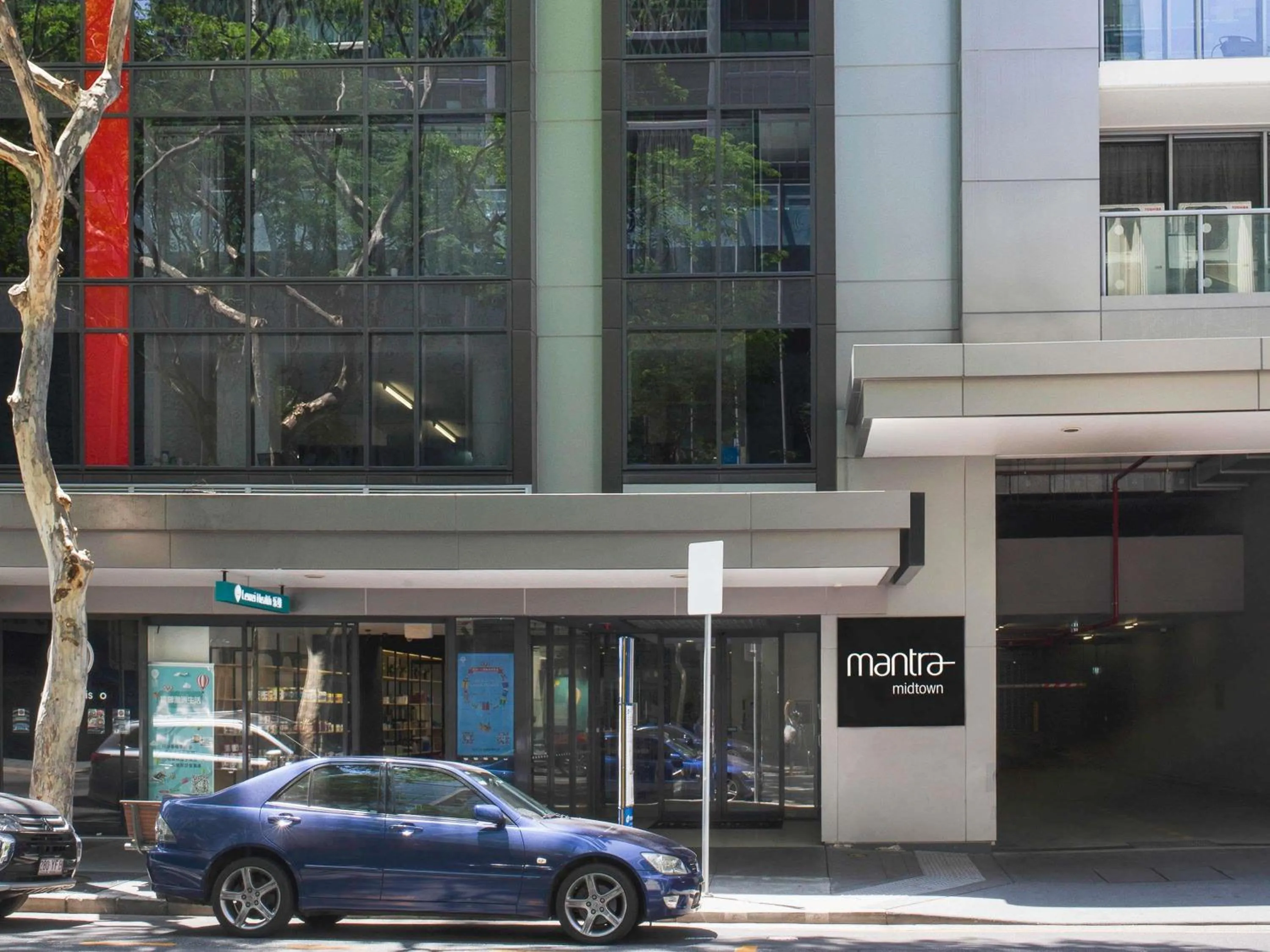 Property building in Mantra Midtown