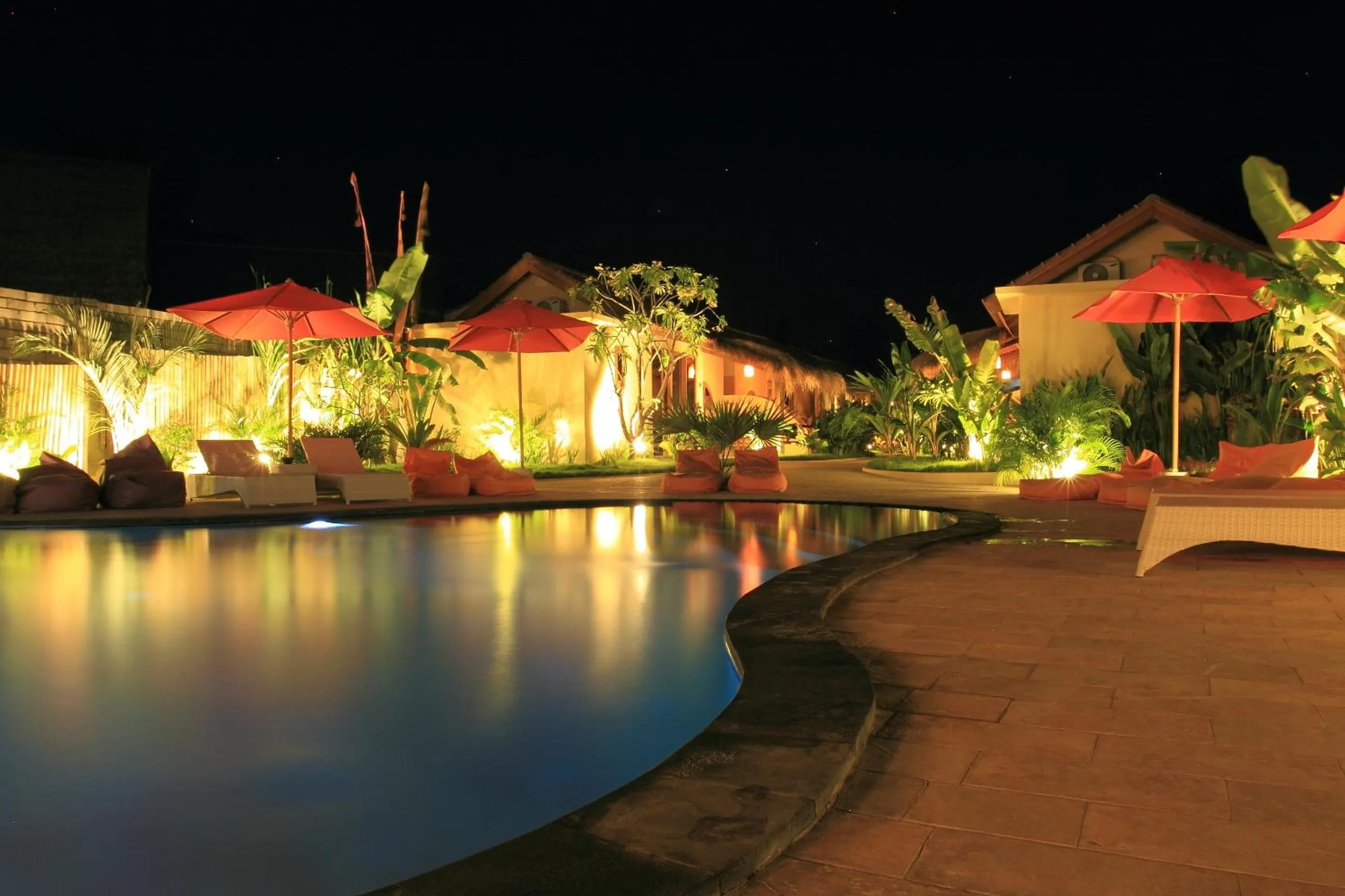 Swimming pool in Laguna Gili