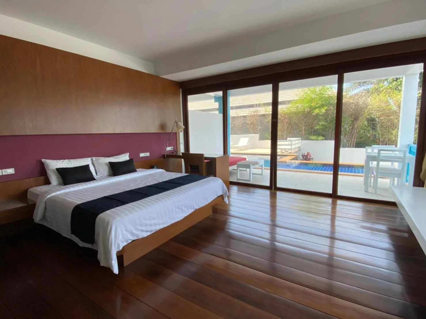 Photo of the whole room, Bed in Samui Mekkala Seaview