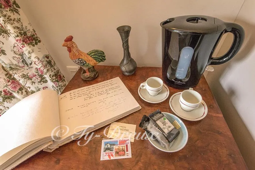 Coffee/tea facilities in ty dreux entre terre et mer