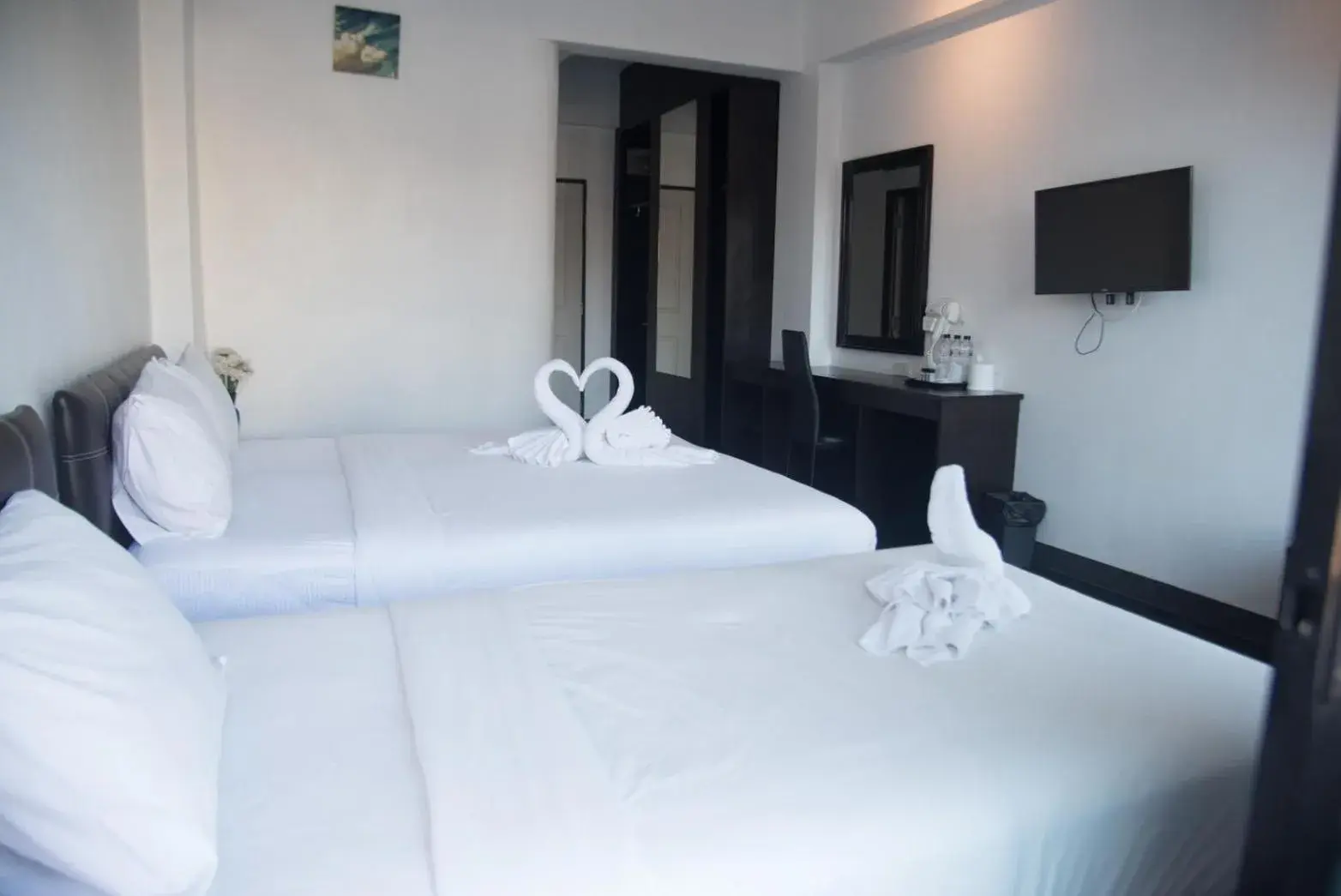 Standard Triple Room in Azz Hotel Standard Triple Room in Azz Hotel