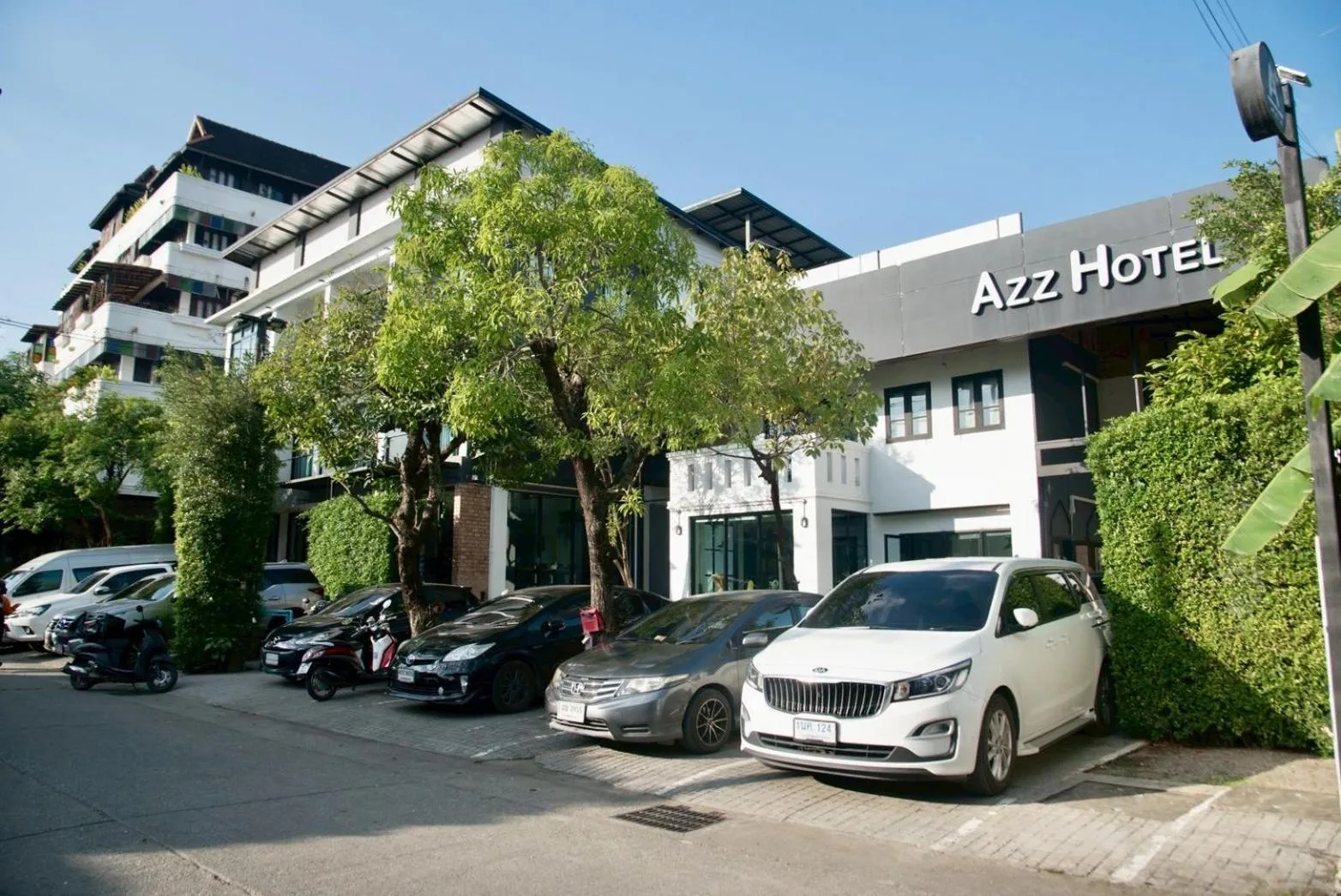 Azz Hotel