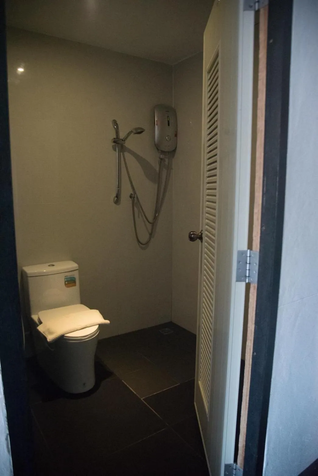 Bathroom in Azz Hotel