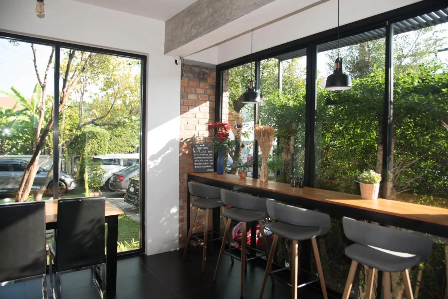 Seating area in Azz Hotel