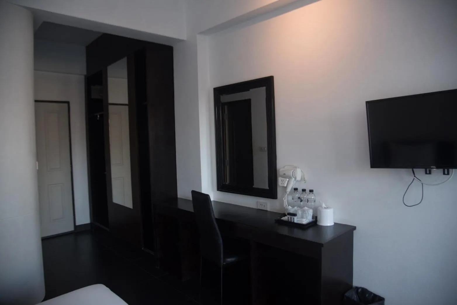 TV and multimedia in Azz Hotel