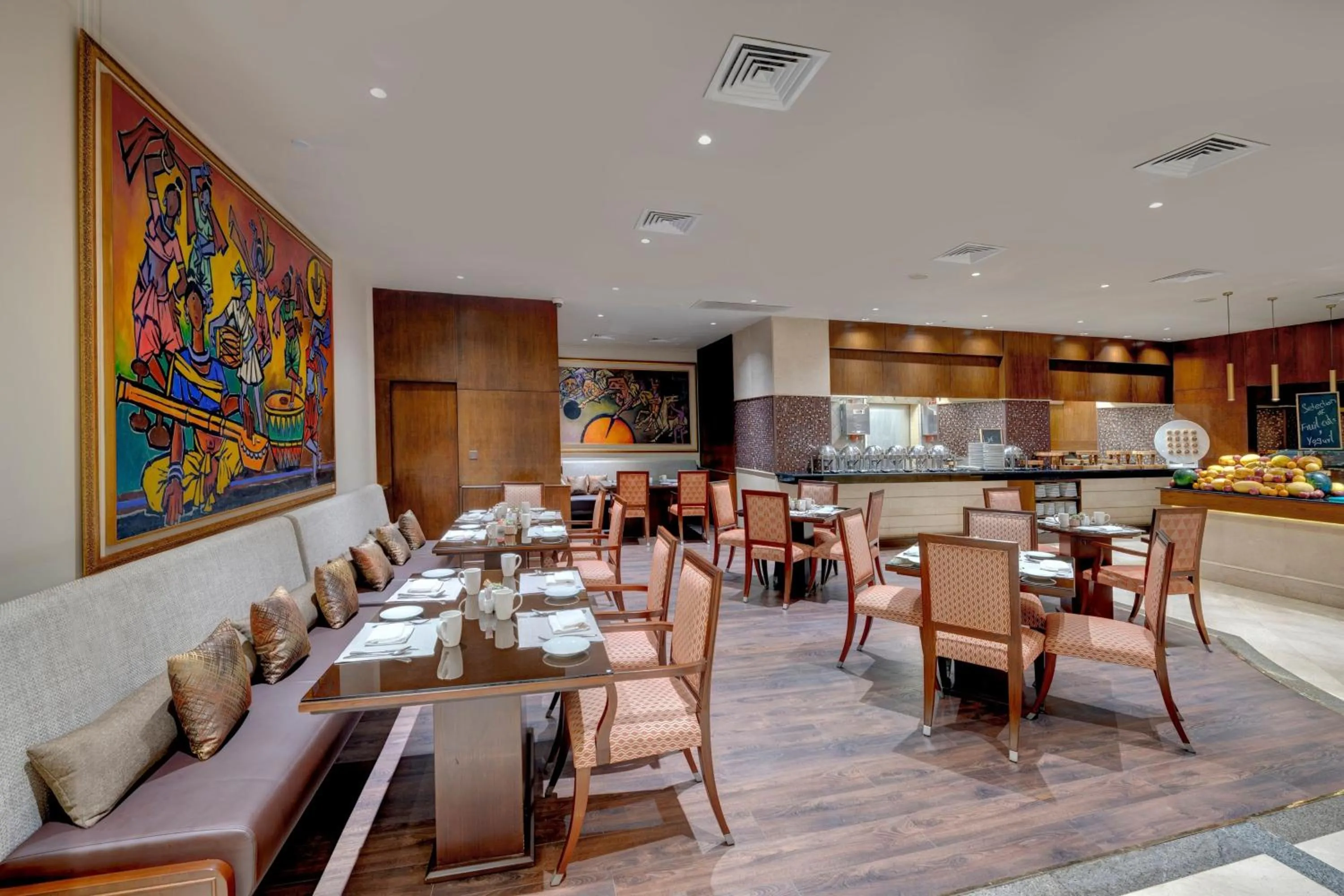 Restaurant/places to eat in Islamabad Marriott Hotel