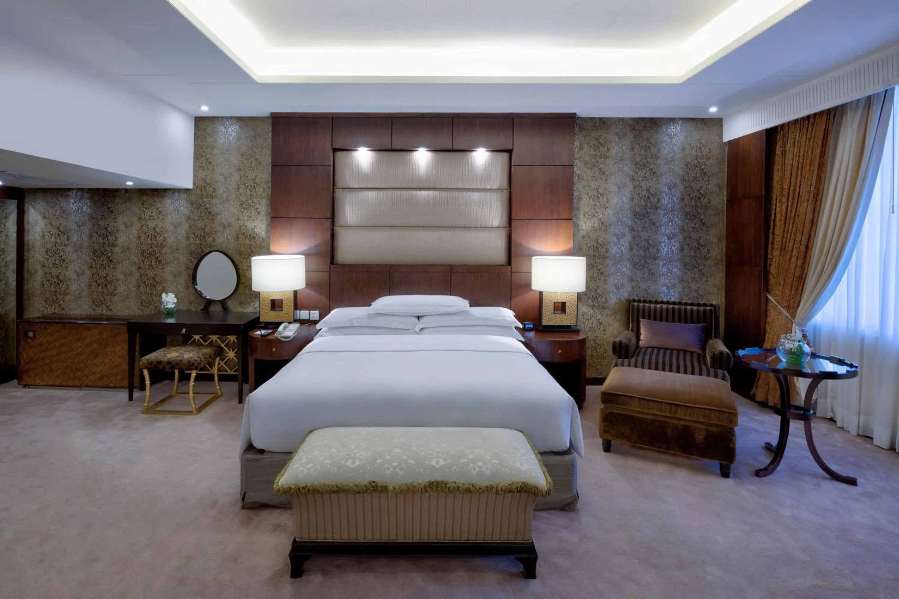 Living room, Bed in Islamabad Marriott Hotel