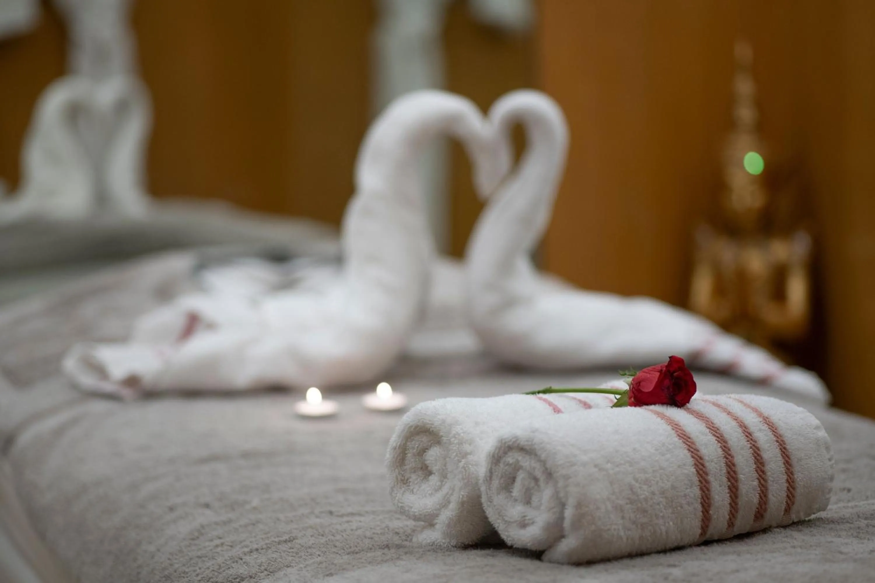 Spa and wellness centre/facilities, Bed in Islamabad Marriott Hotel