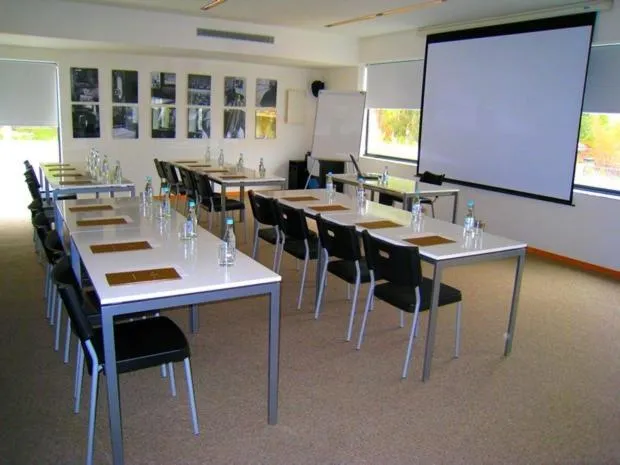 Business facilities in Paredes Hotel Apartamento