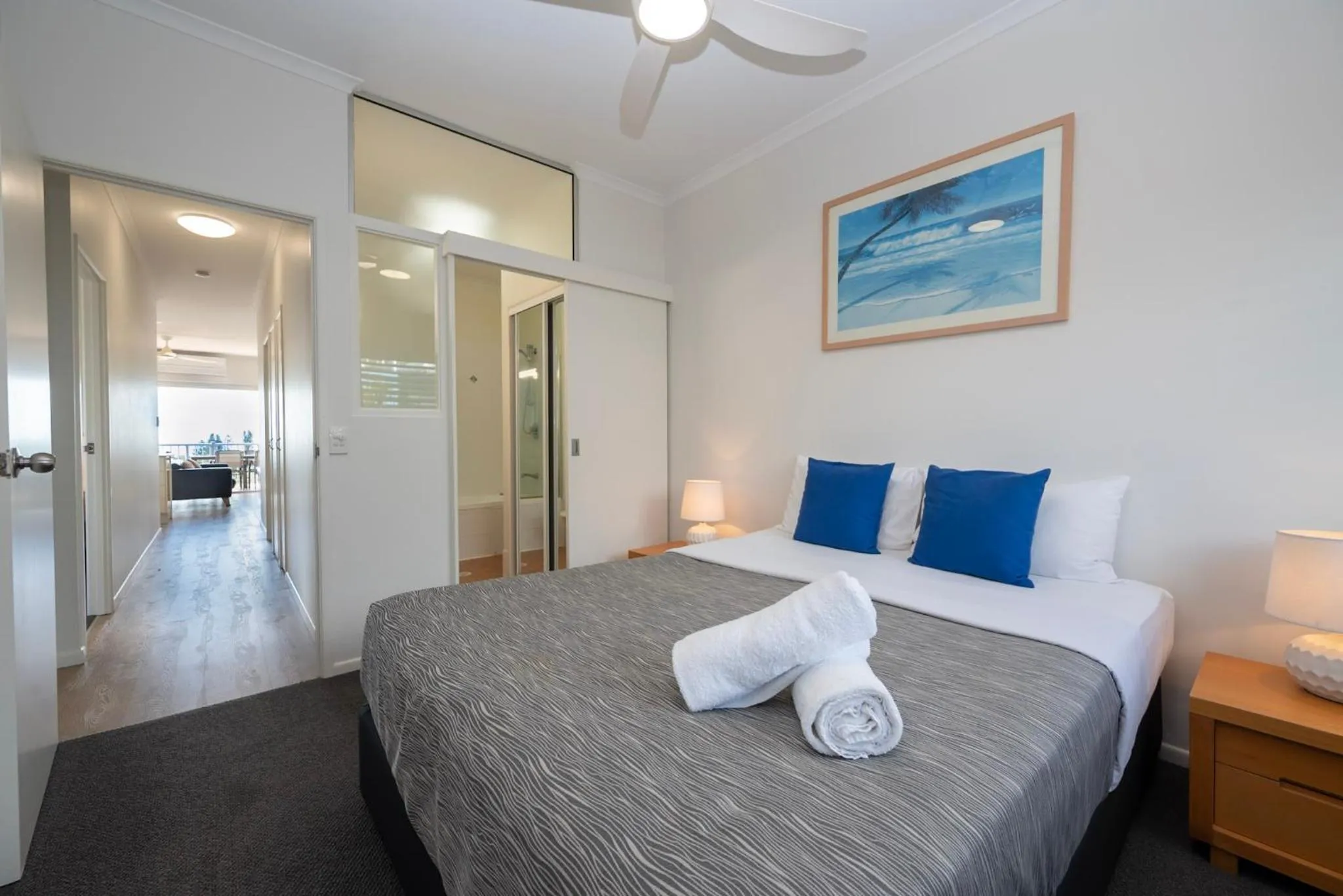 Bedroom, Bed in Endless Summer Resort