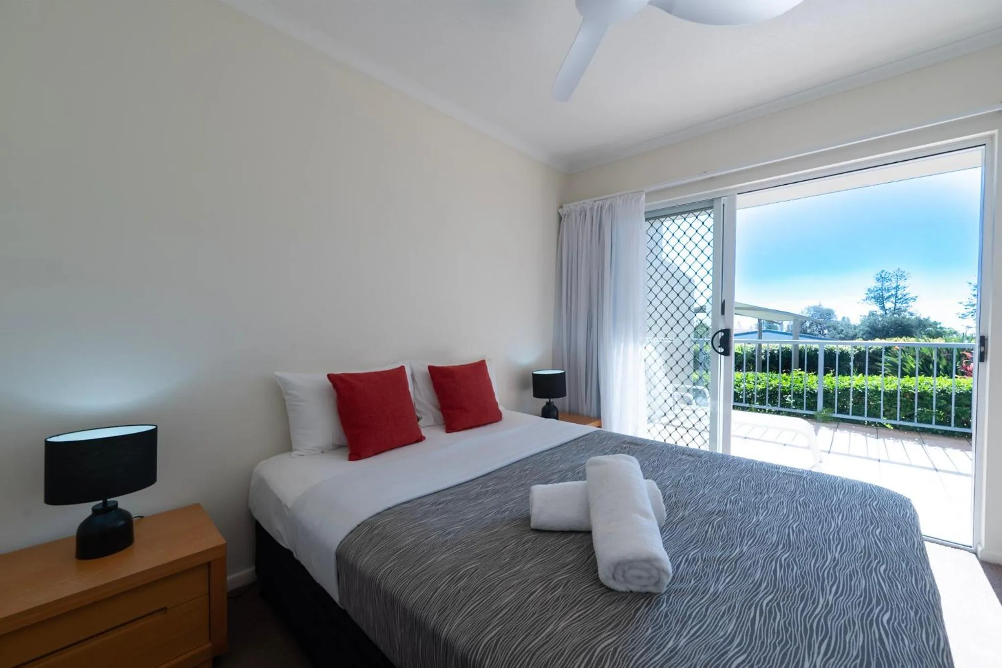 Balcony/Terrace, Bed in Endless Summer Resort