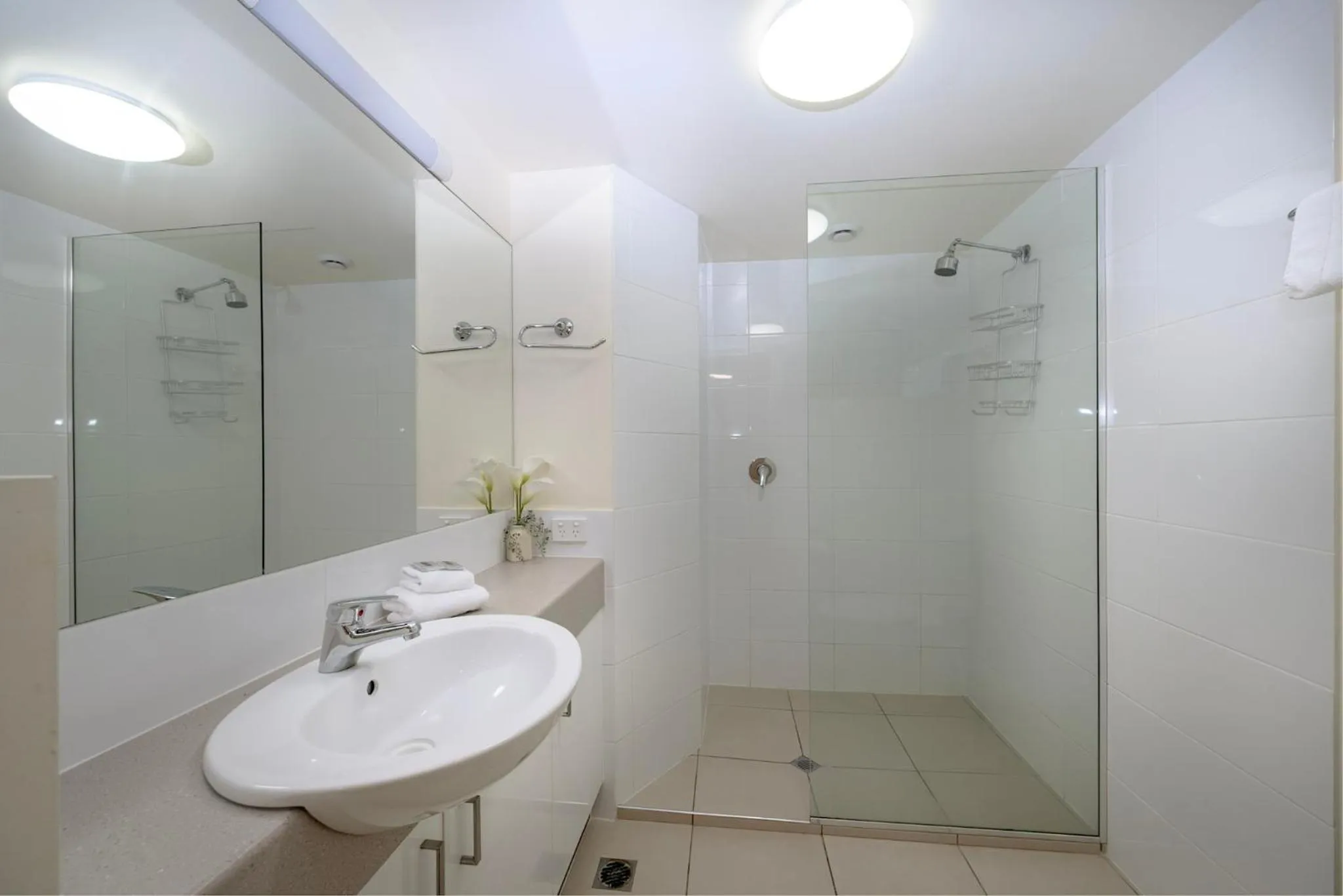 Shower in Endless Summer Resort