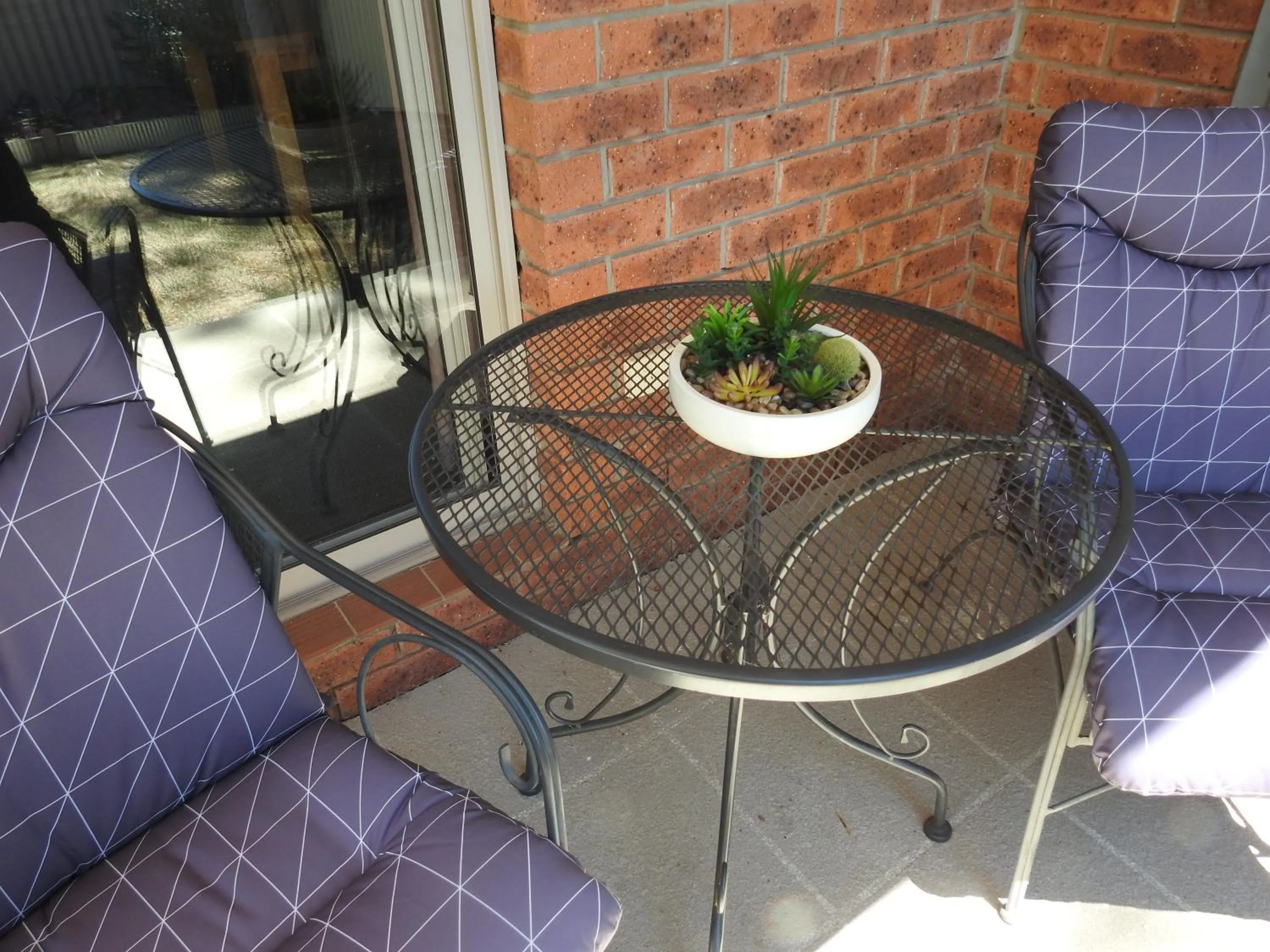 Wine Village Motor Inn