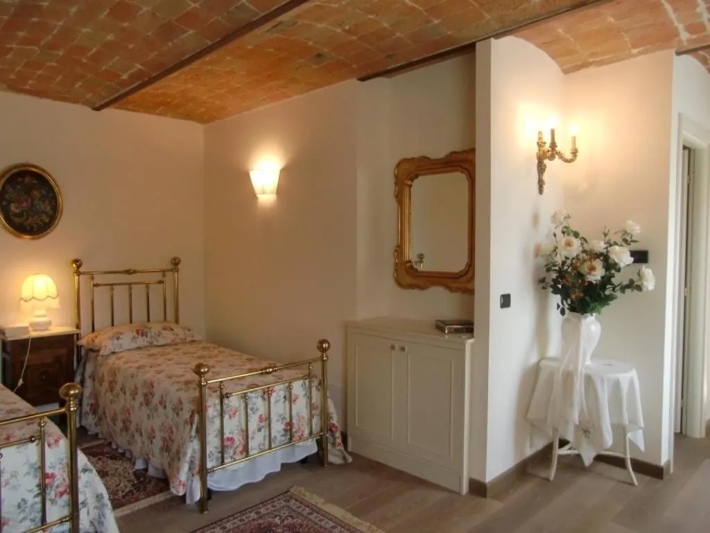 Bed in B&B LA VIGNA DI TINA