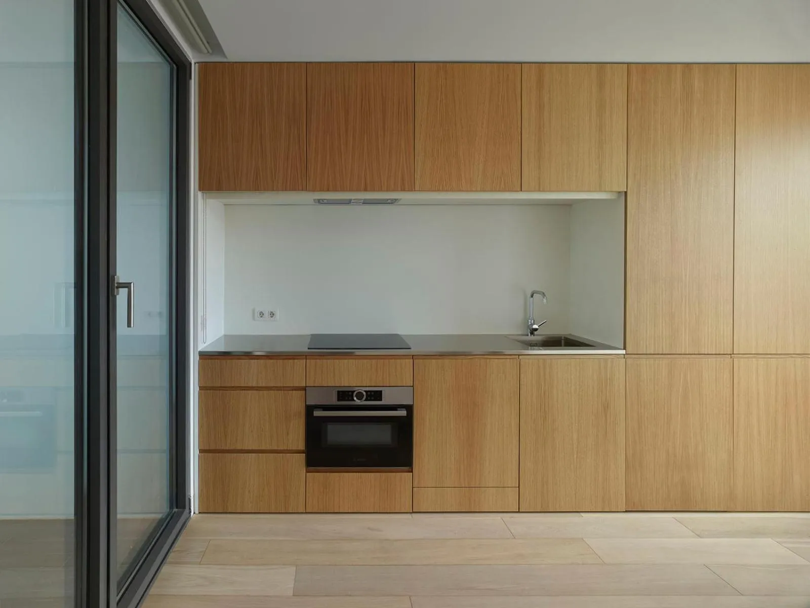 Kitchen or kitchenette in Hoom Apartments Juan Bravo