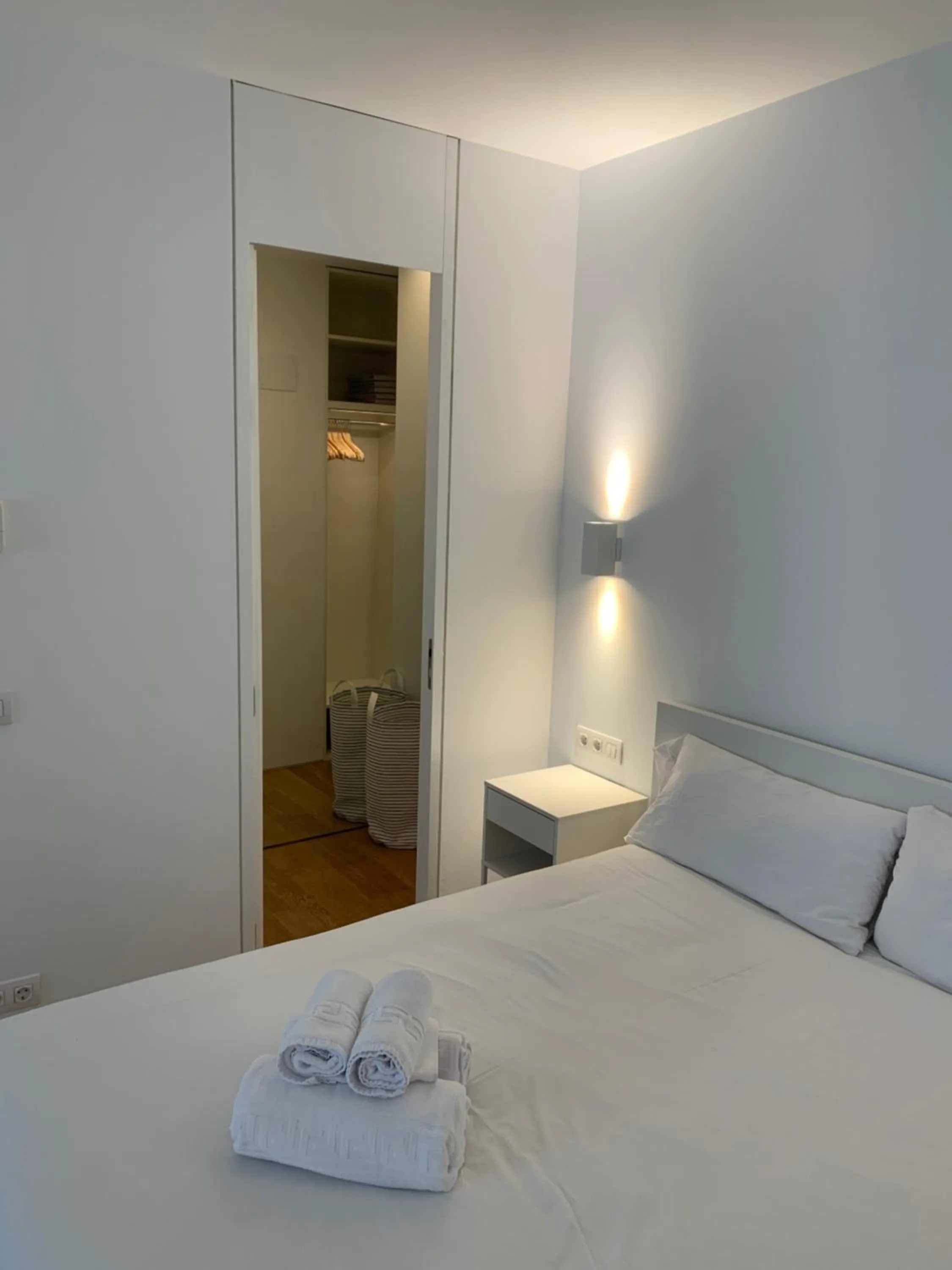 Bed in Hoom Apartments Juan Bravo