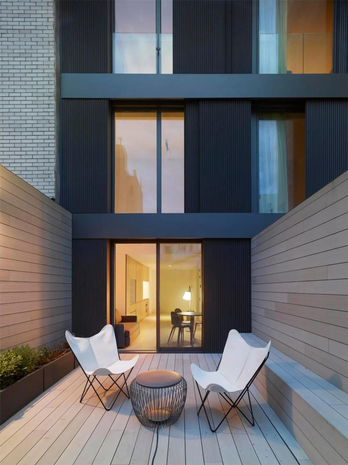 Patio in Hoom Apartments Juan Bravo