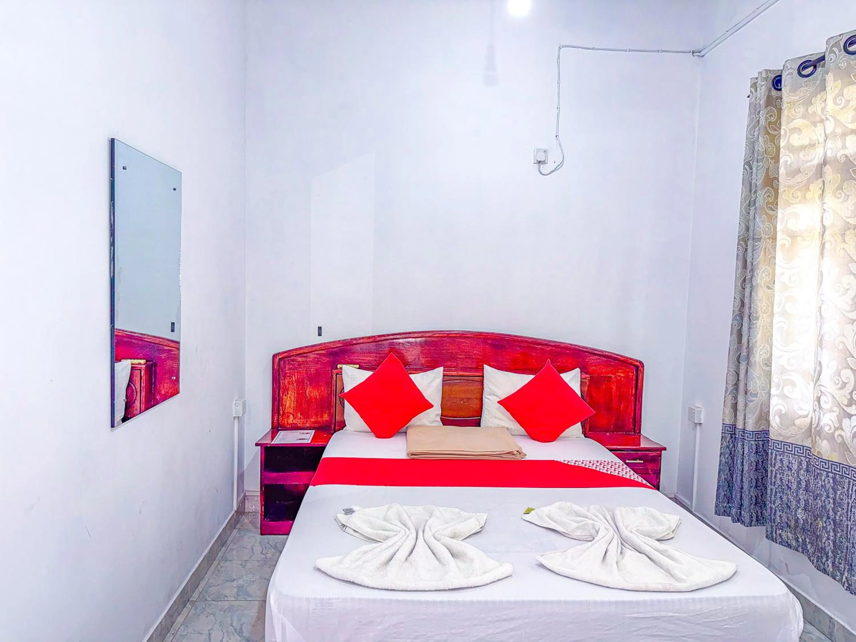 Bed in Airport Green View Hotel Katunayake