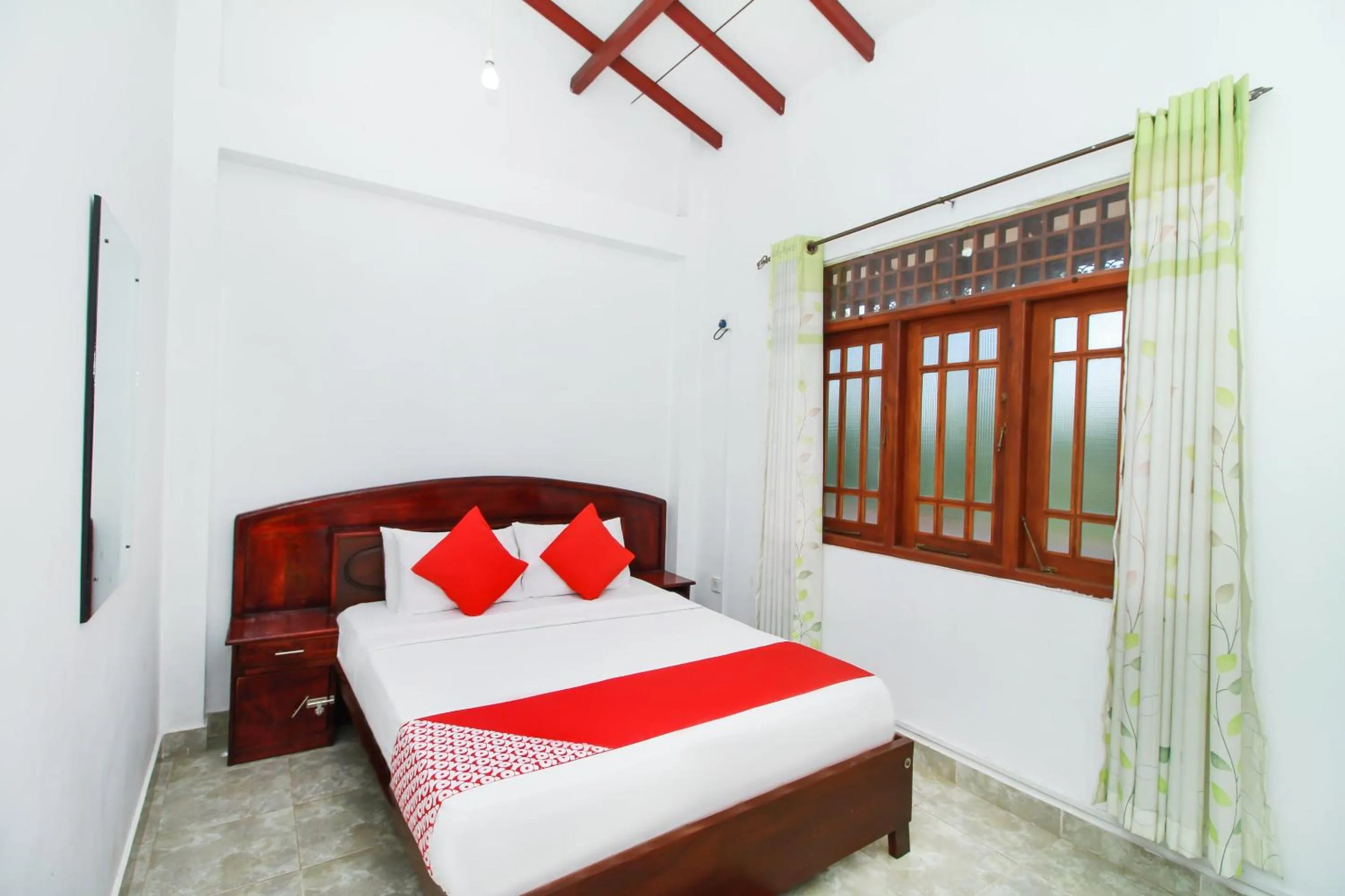 Bedroom, Bed in Airport Green View Resort