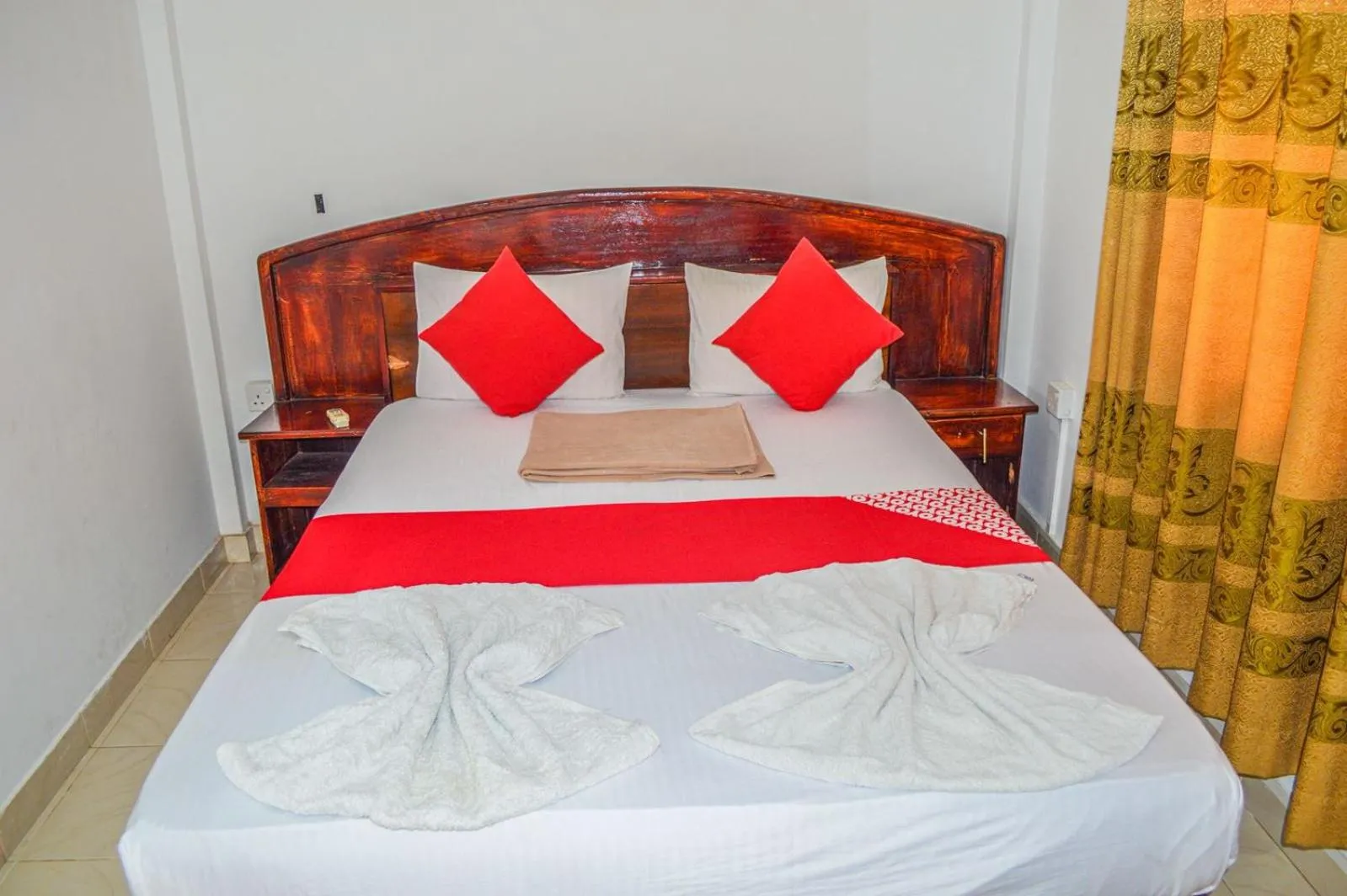 Bed in Airport Green View Hotel Katunayake