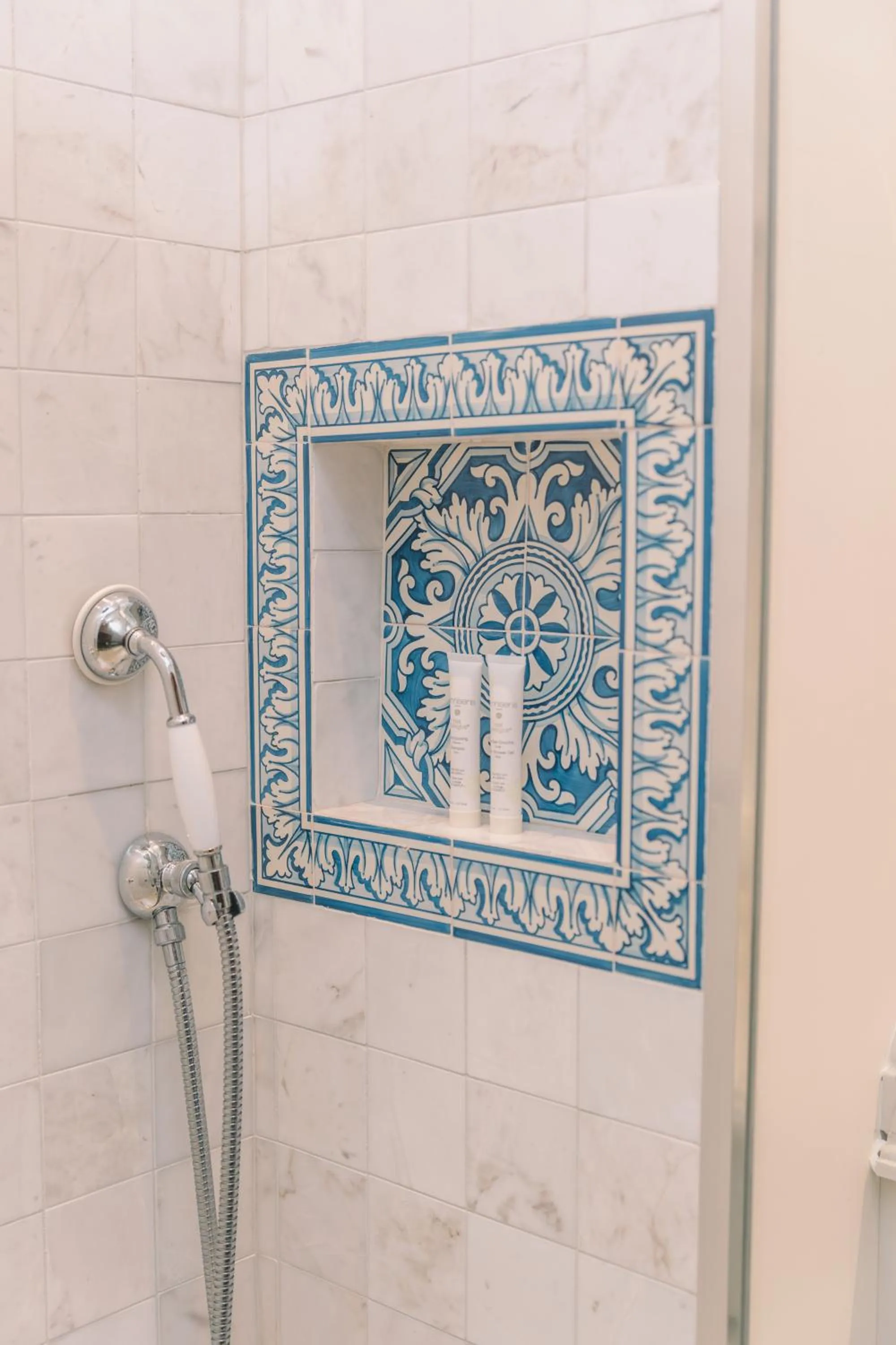 Bathroom in The Vintage House - Douro