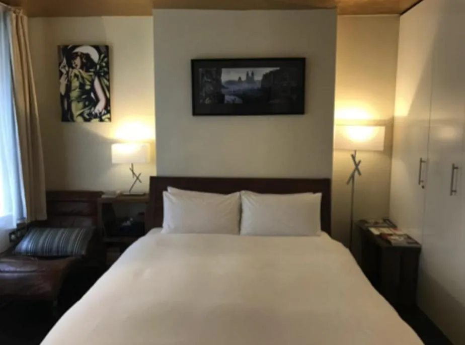 Bed in Studio Apartment, Covent Garden