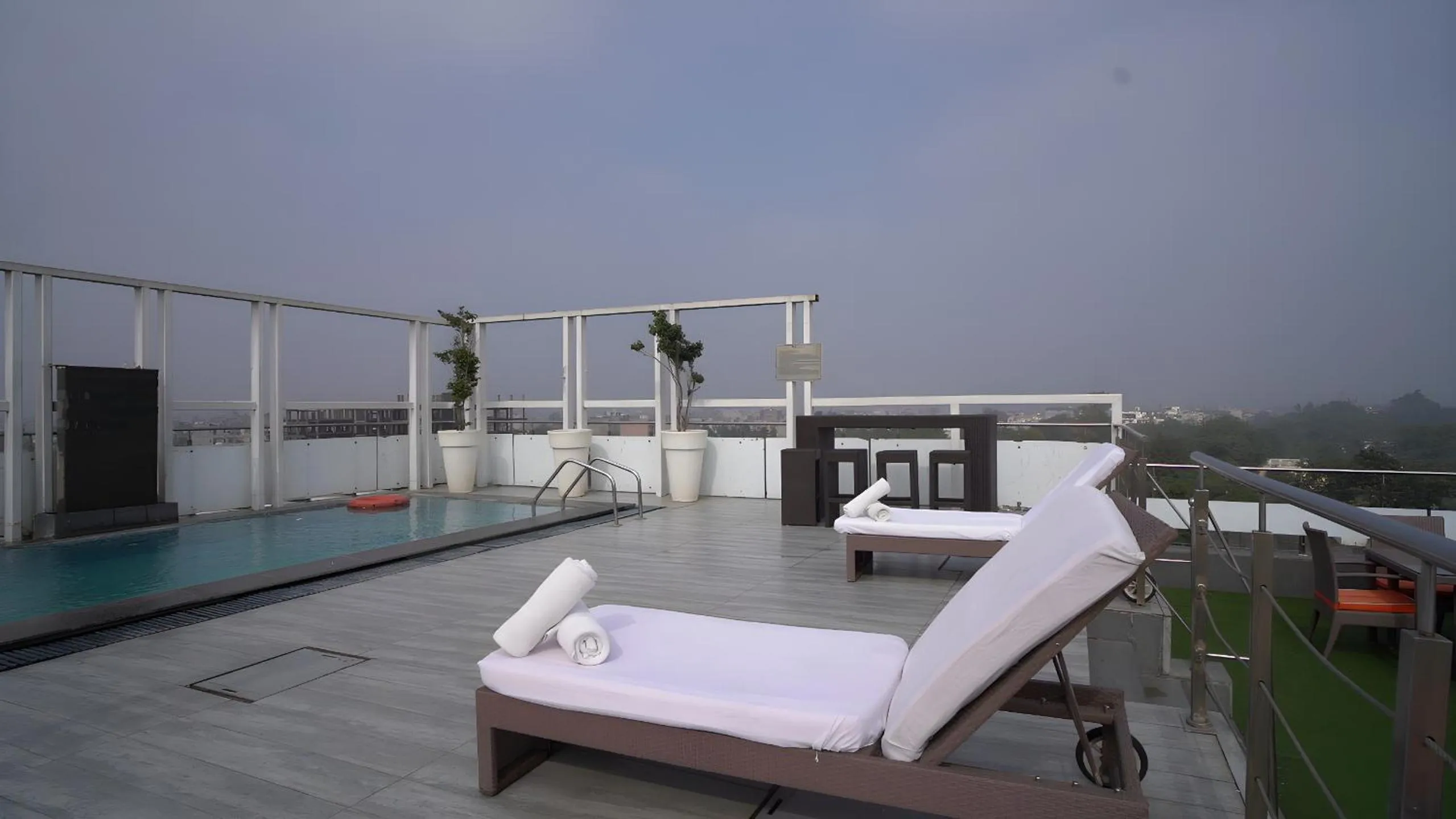 Swimming pool in Quality Inn Gurgaon