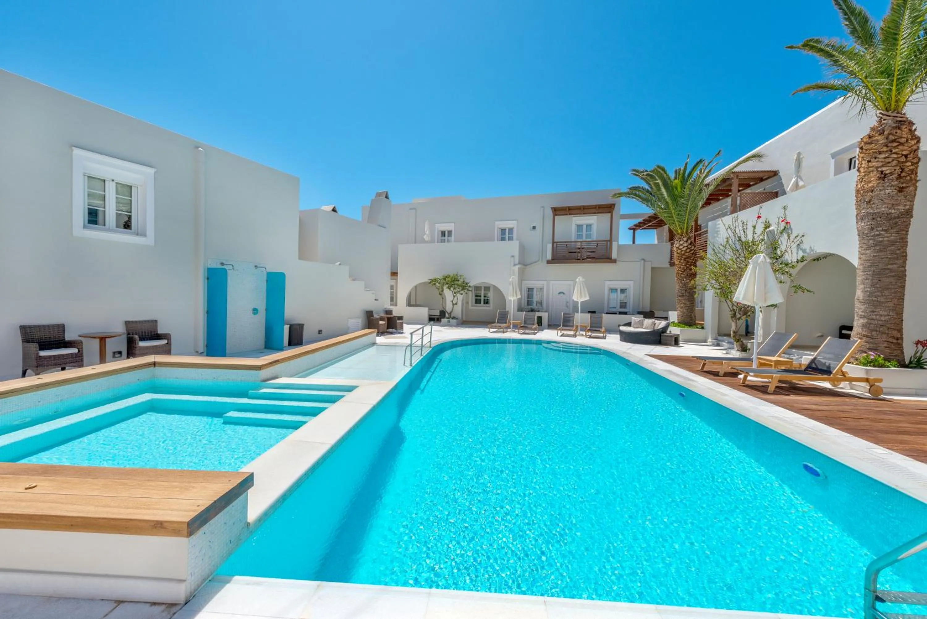 Swimming pool in Nissaki Beach Hotel
