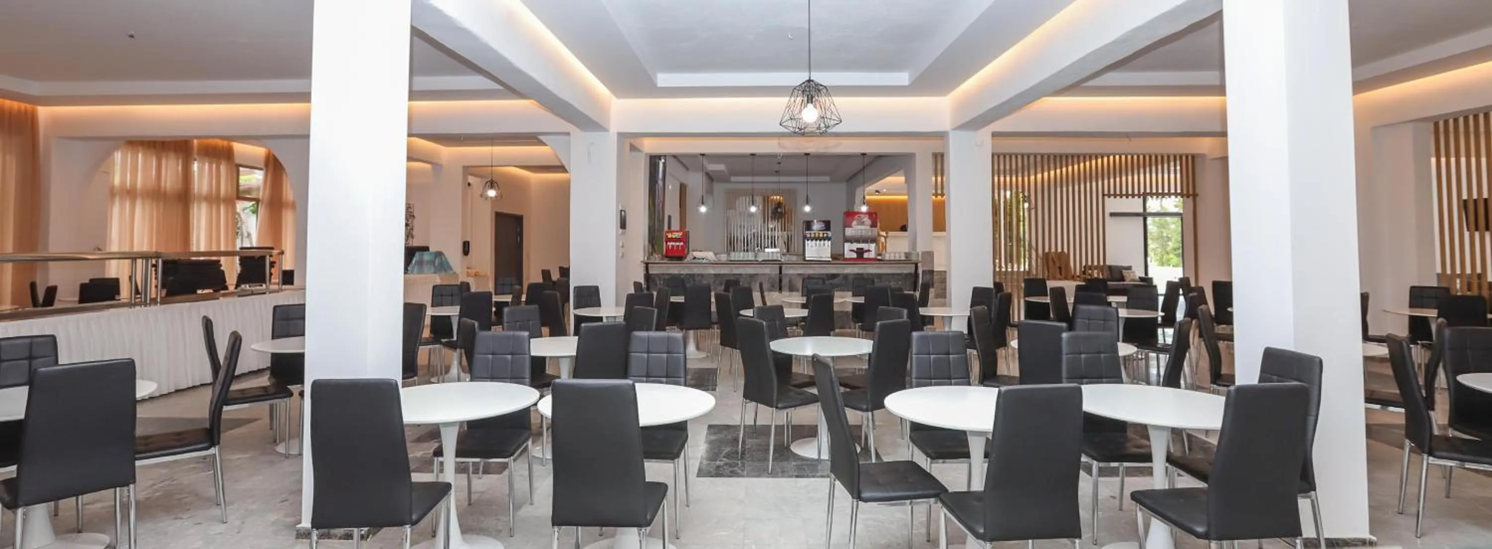 Restaurant/places to eat in BELVITA Hotel