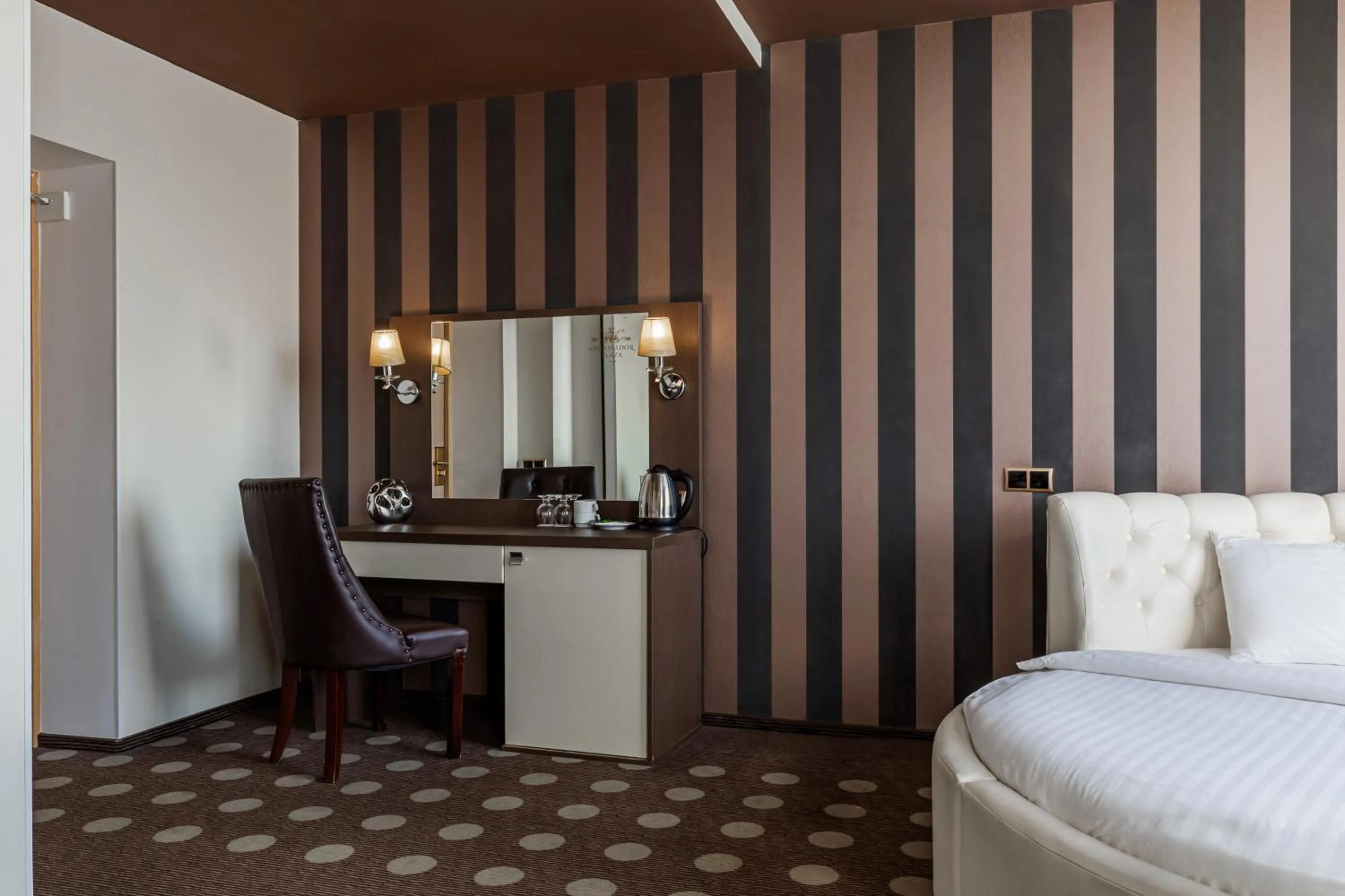 Bed in Ambassador Plaza