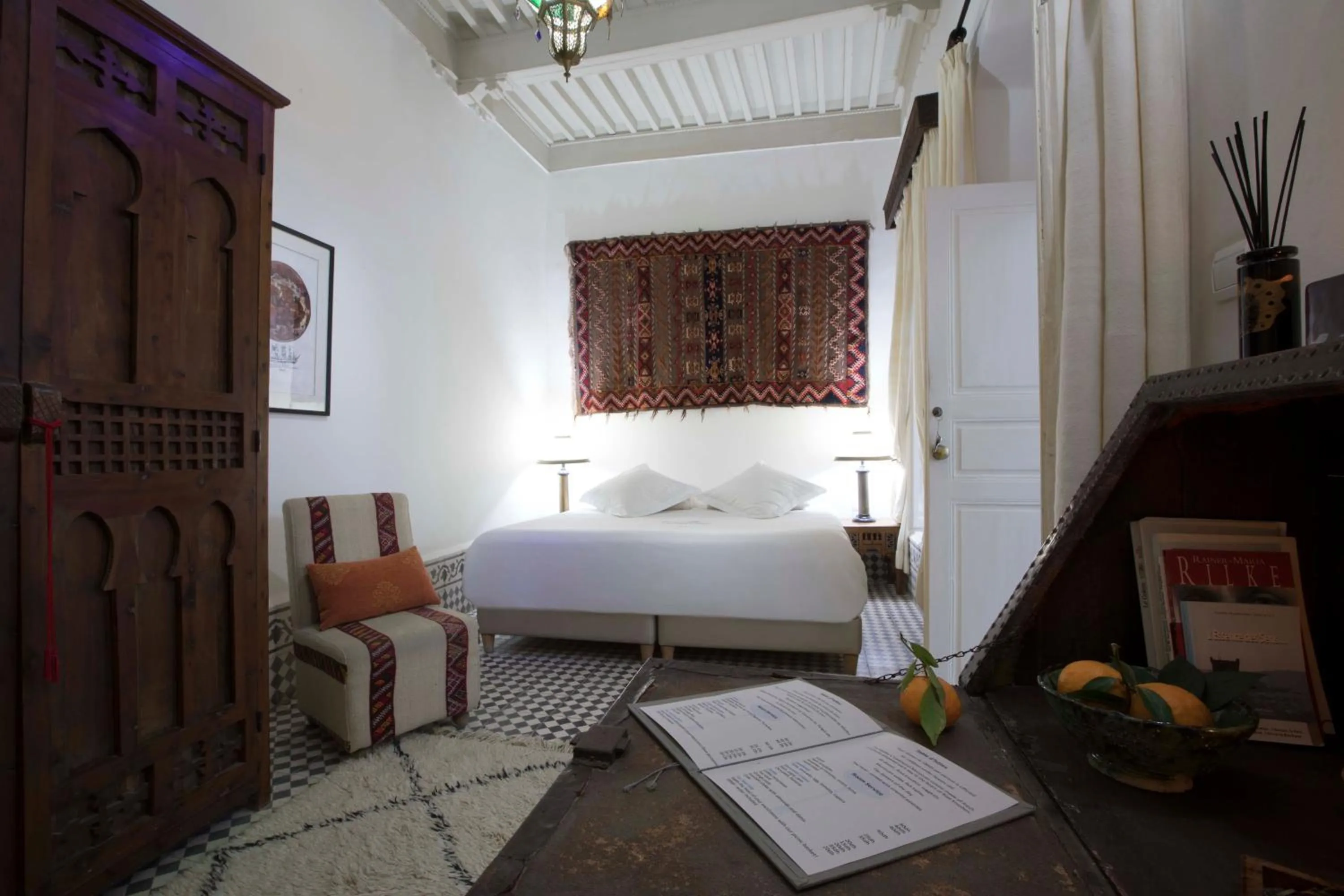 Decorative detail, Bed in Riad Emotion