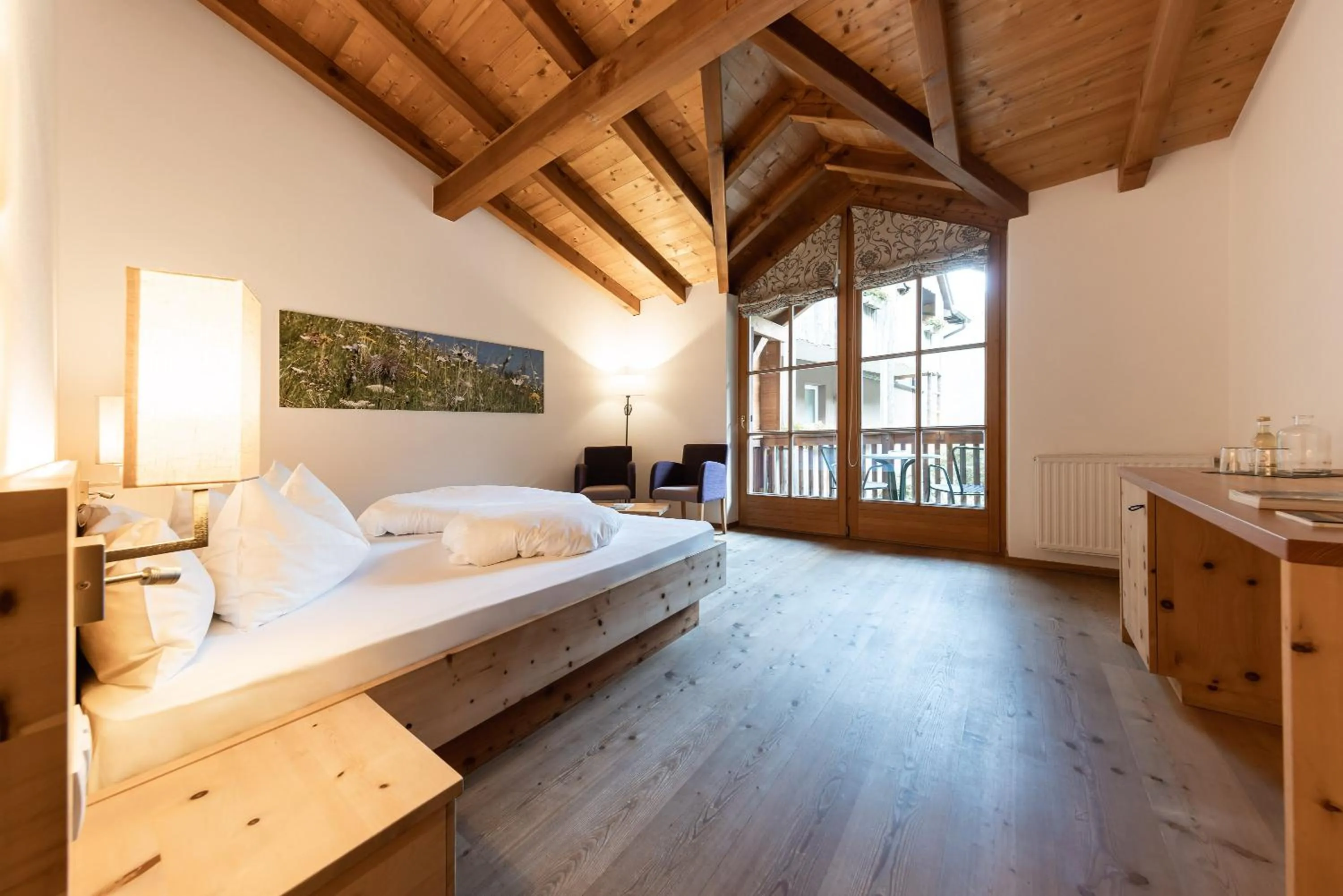 View (from property/room), Bed in Tonzhaus Hotel