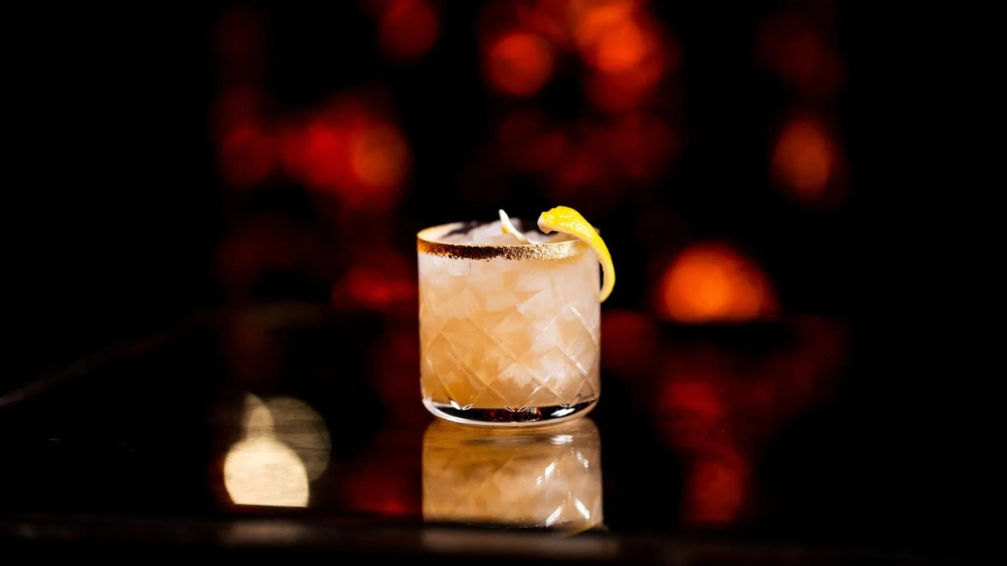 Lounge or bar in NoMad Las Vegas