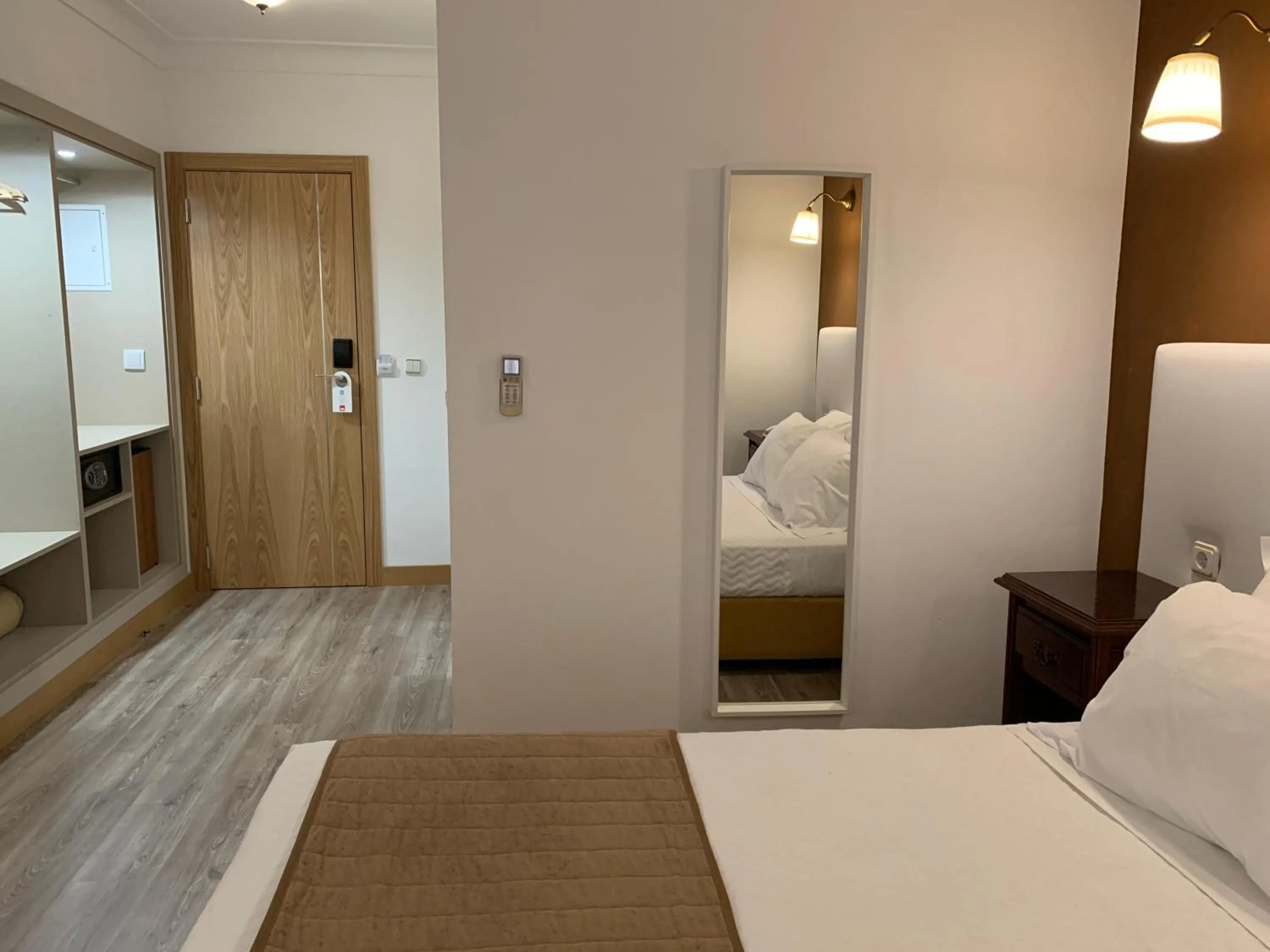 Bedroom, Bed in Hotel O Gato - Edificio Standard