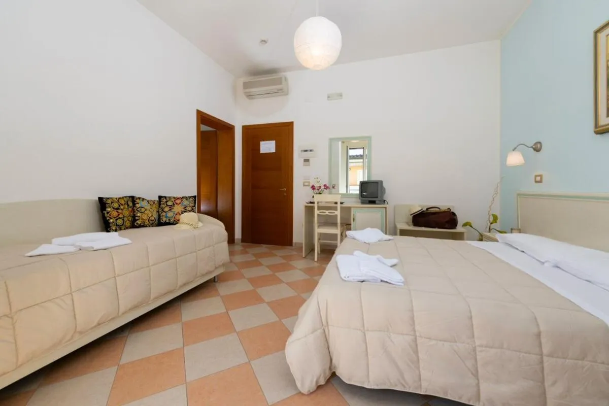 Photo of the whole room, Bed in Hotel Bruna