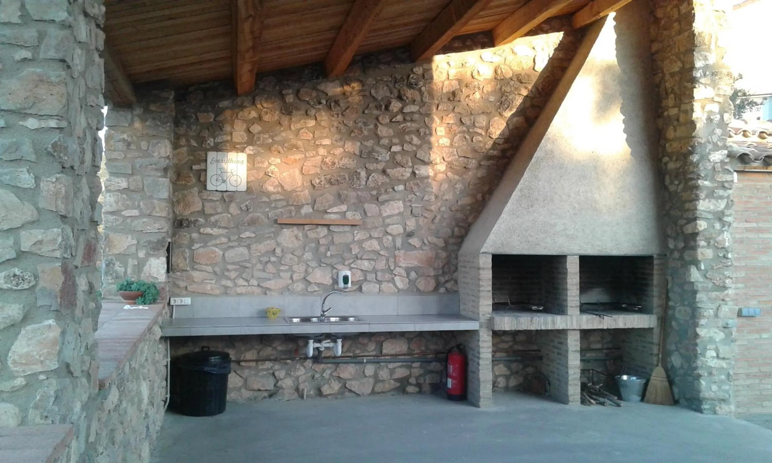 BBQ facilities in Cal Ribero