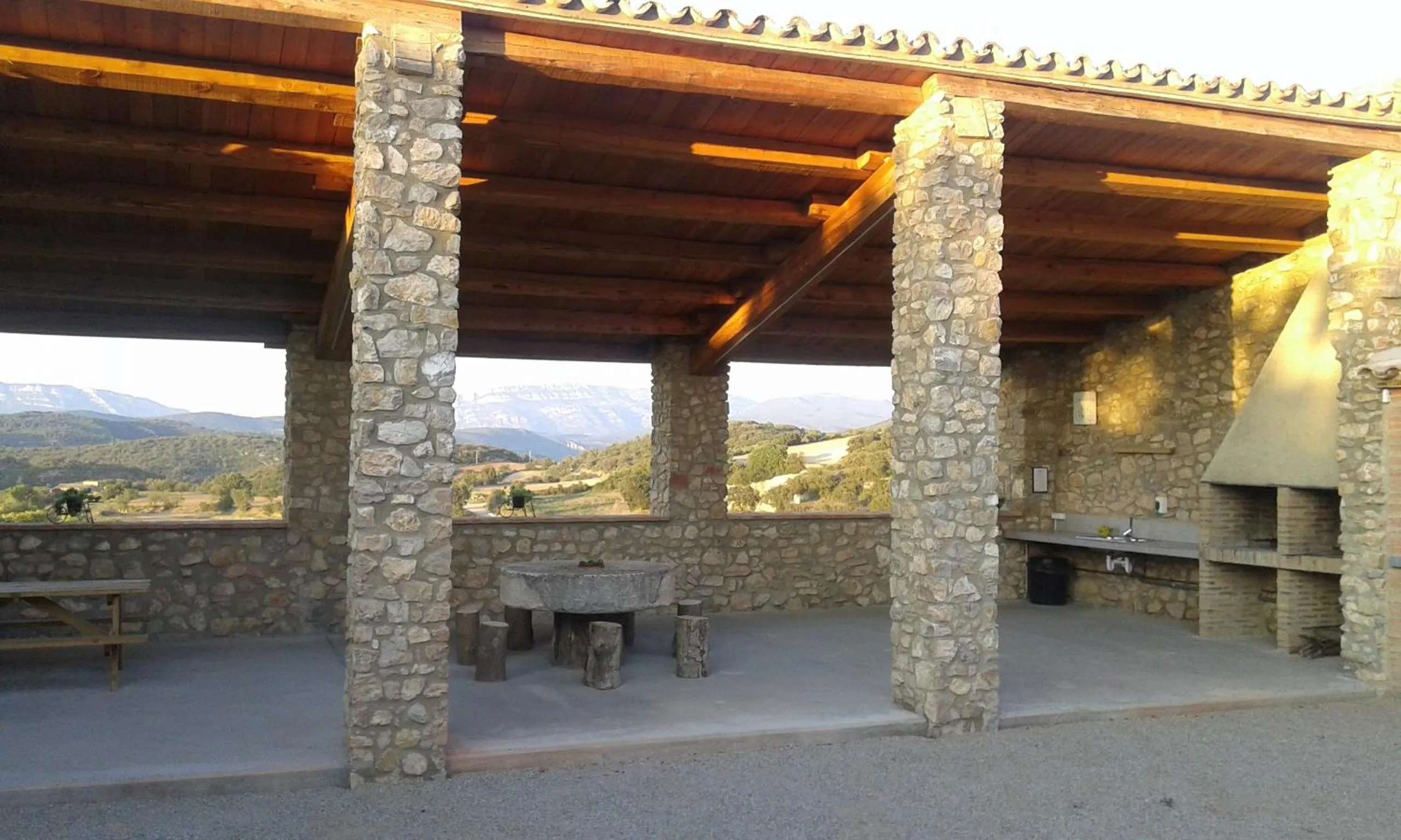 BBQ facilities in Cal Ribero