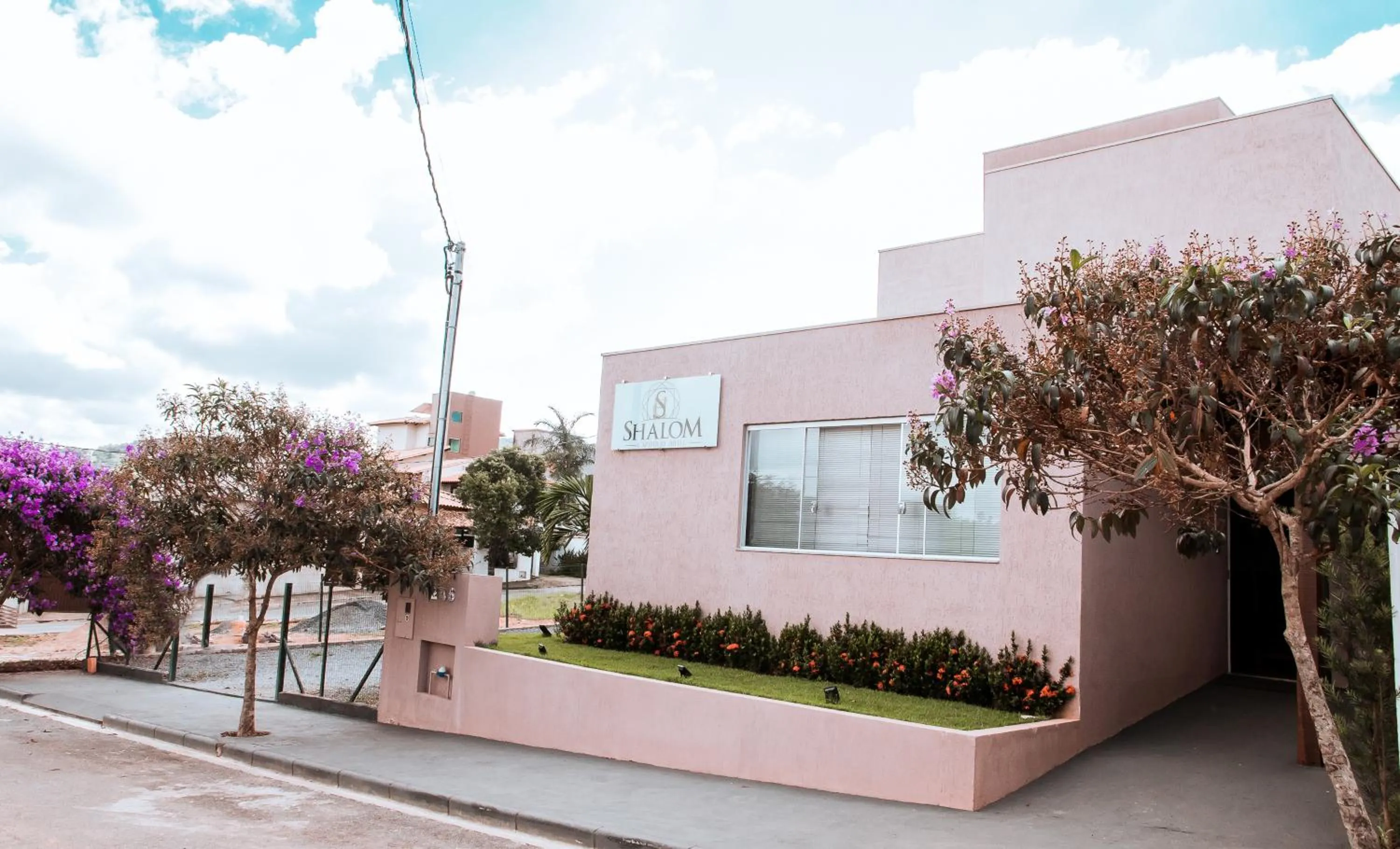 Shalom Pousada Capitólio