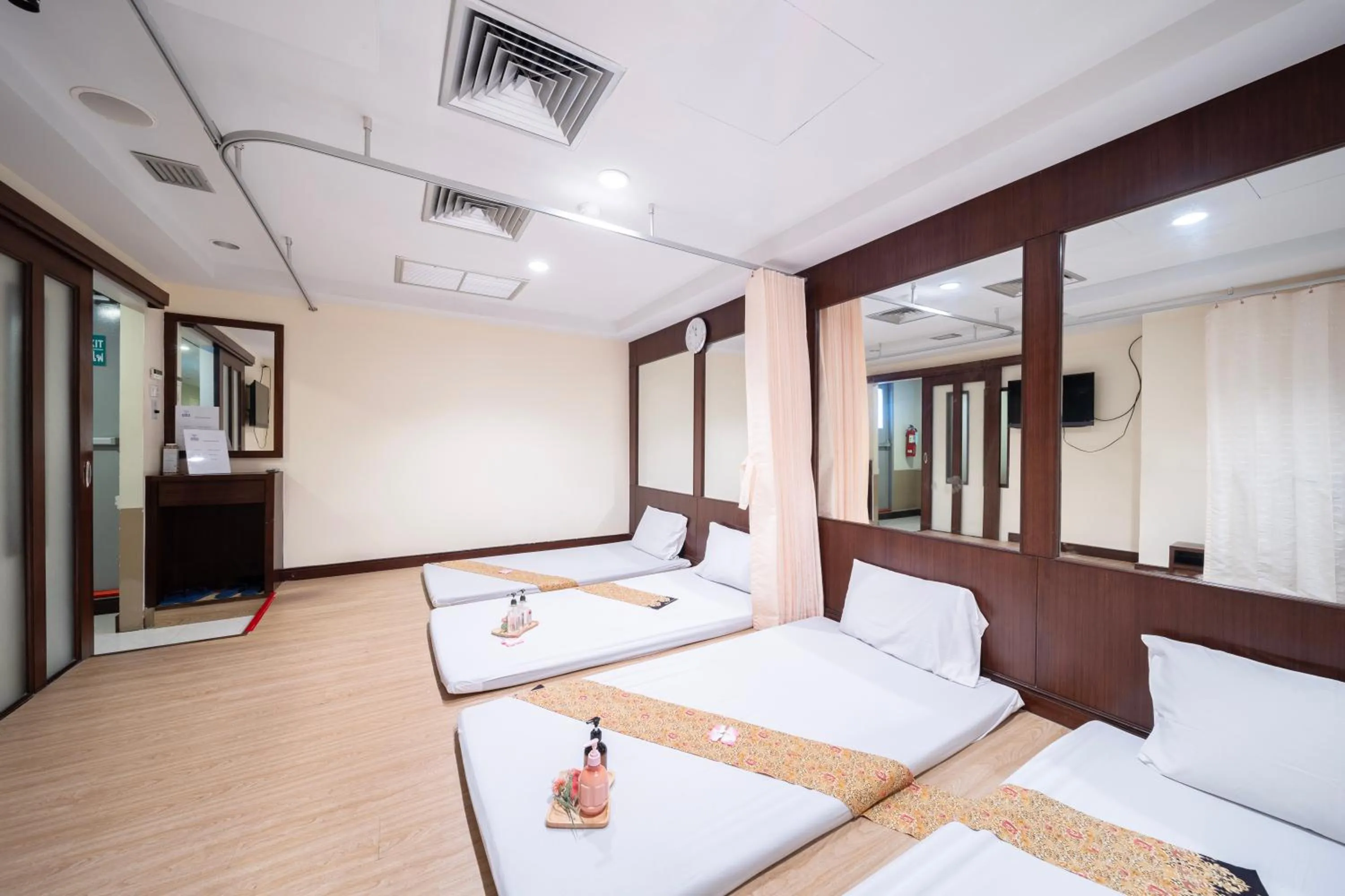 Bed in New Season Hotel