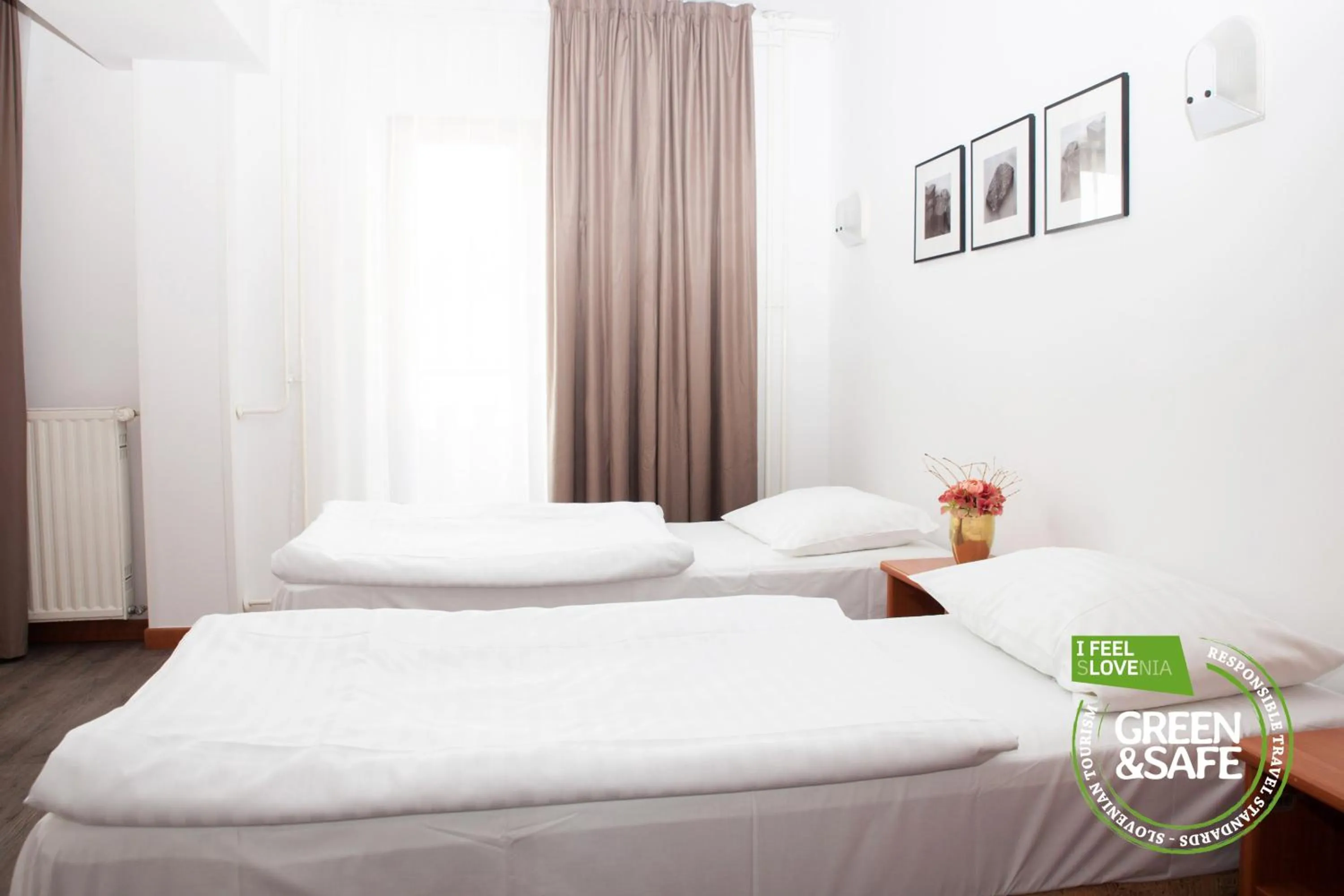 Bed in Sabotin, Hotel & Restaurant