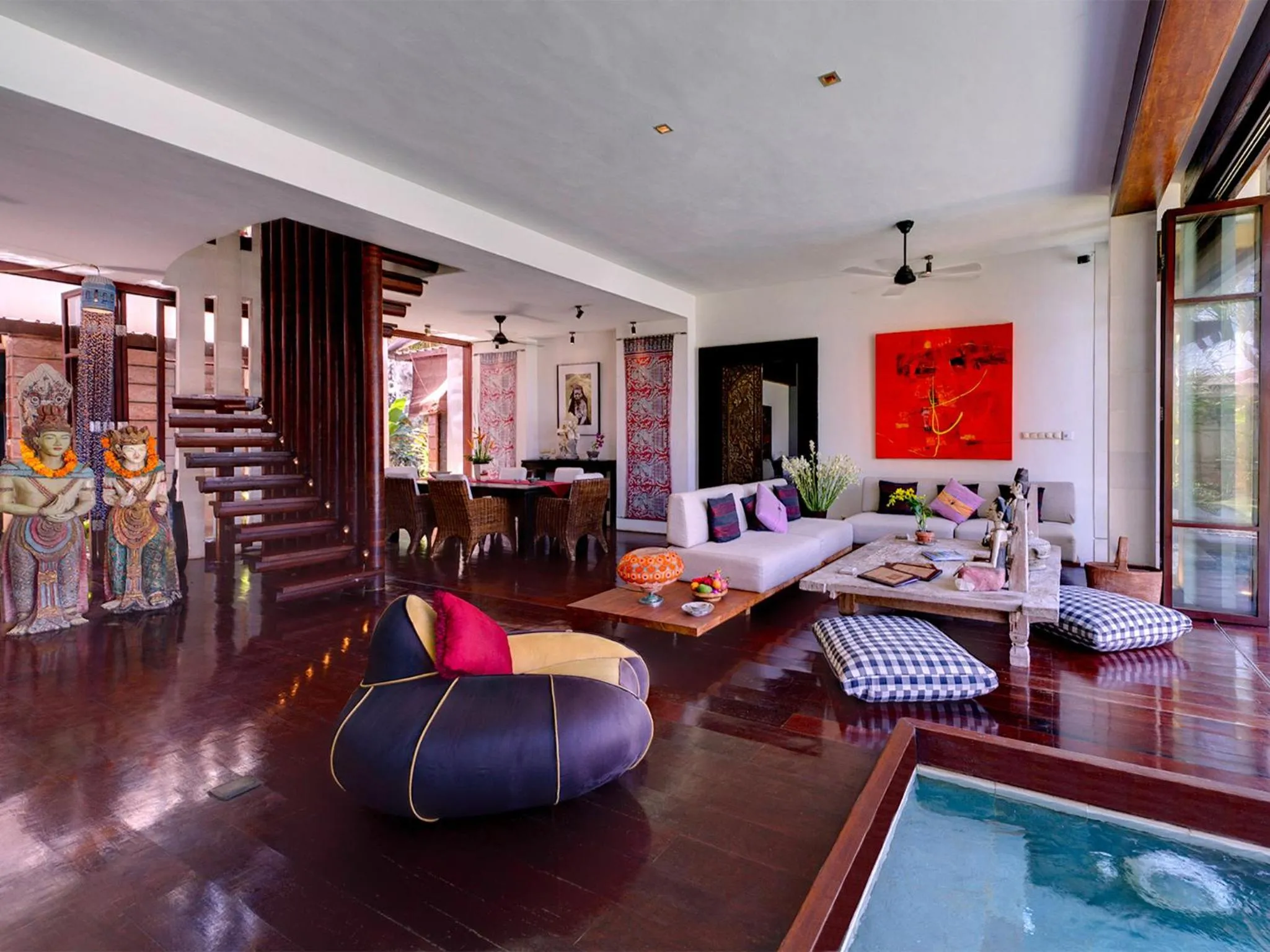 Living room in Majapahit Beach Villas by Nakula