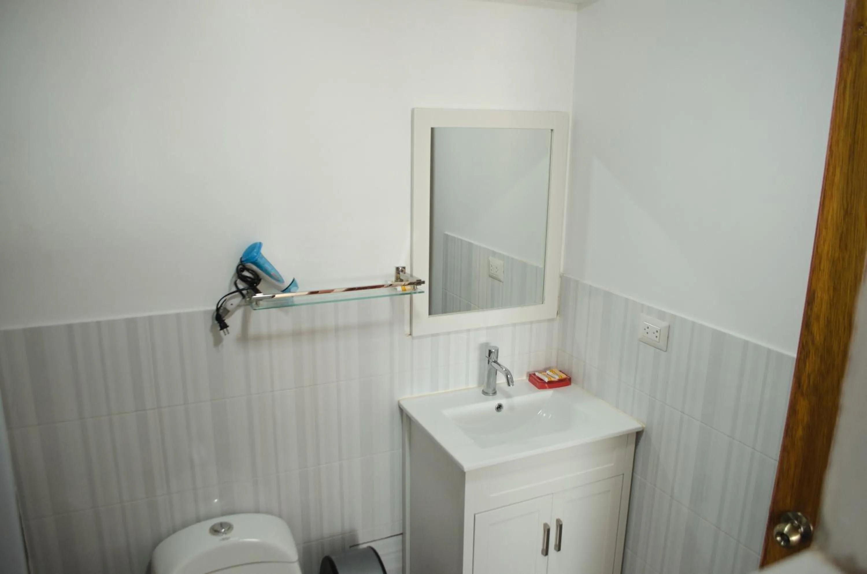 Bathroom in Mayte Apartment