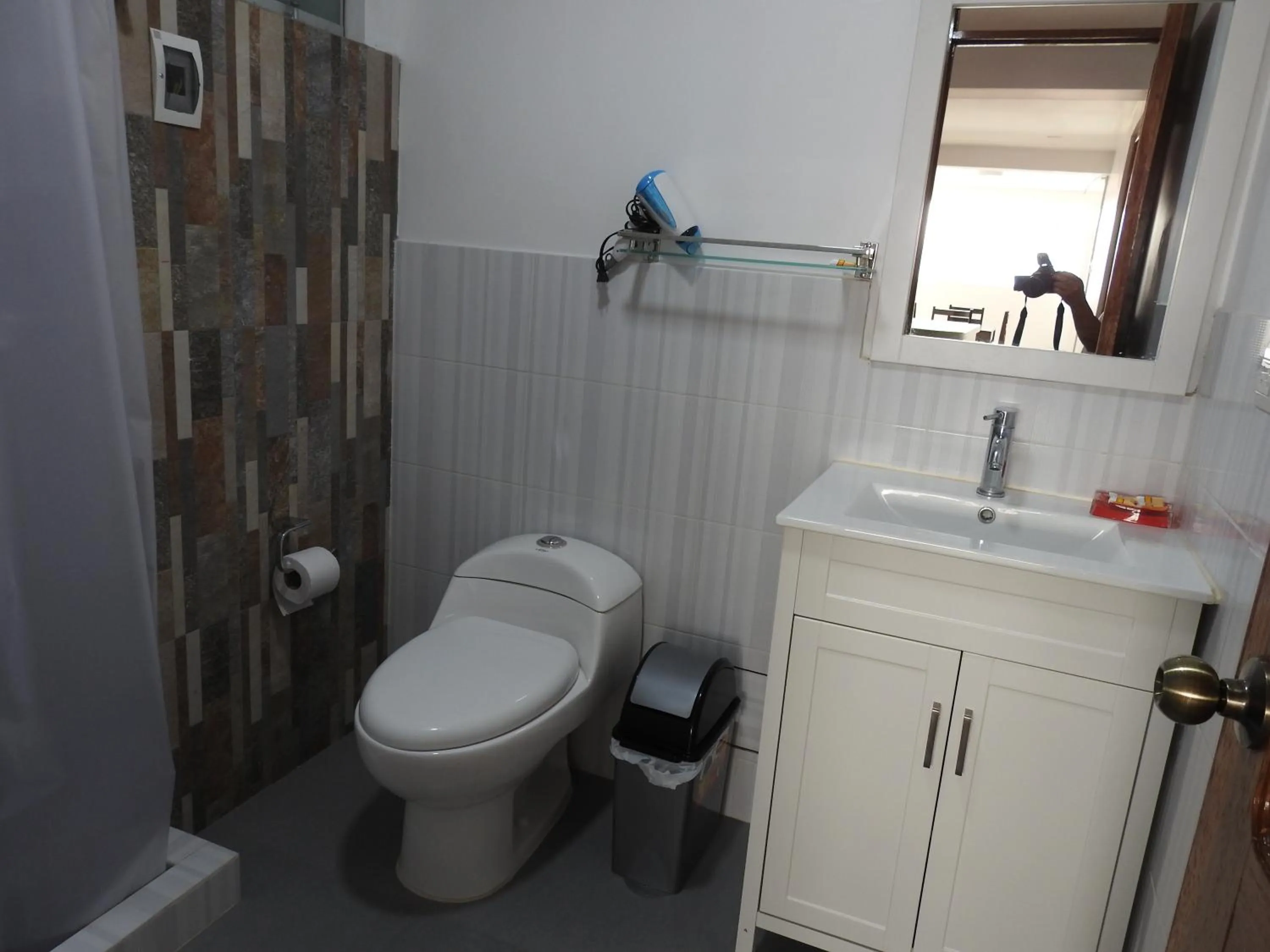 Bathroom in Mayte Apartment