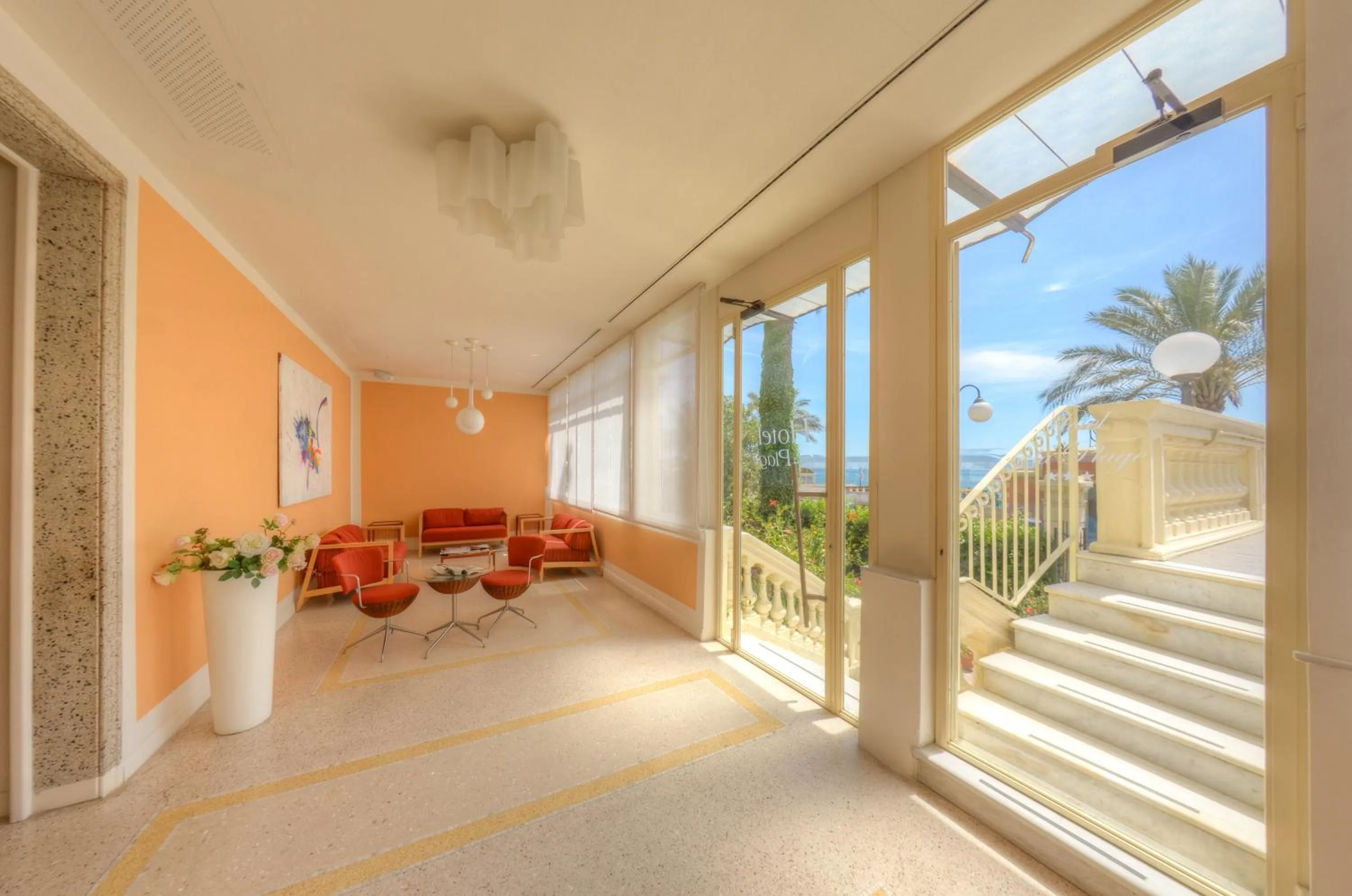 Lobby or reception in Hotel De La Plage