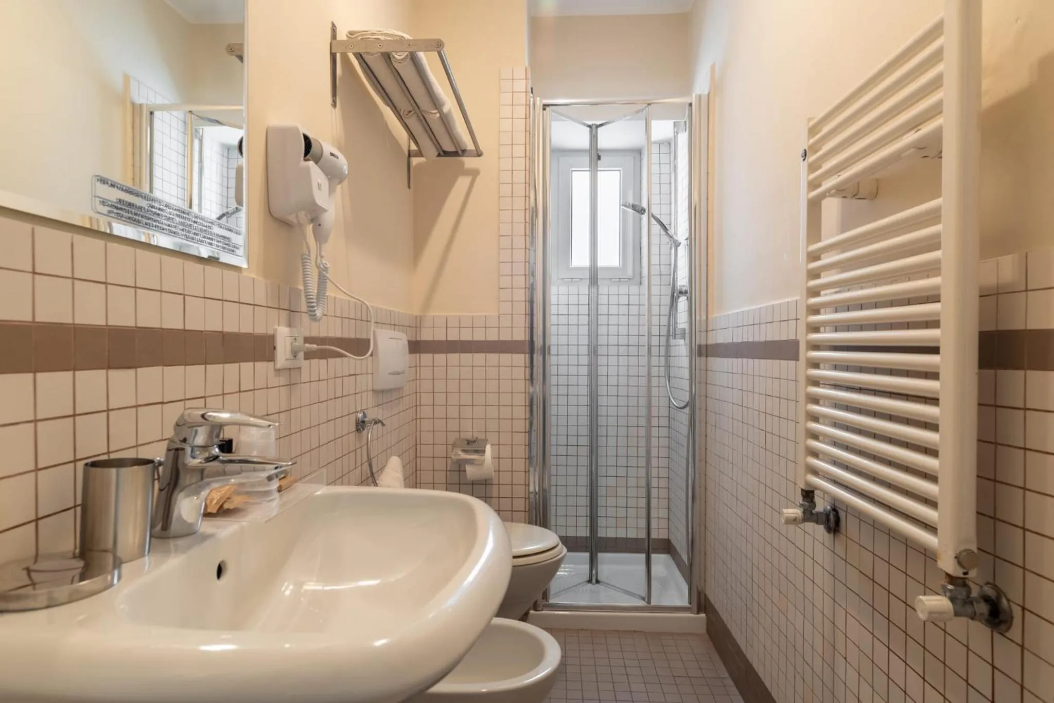 Bathroom in Hotel De La Plage