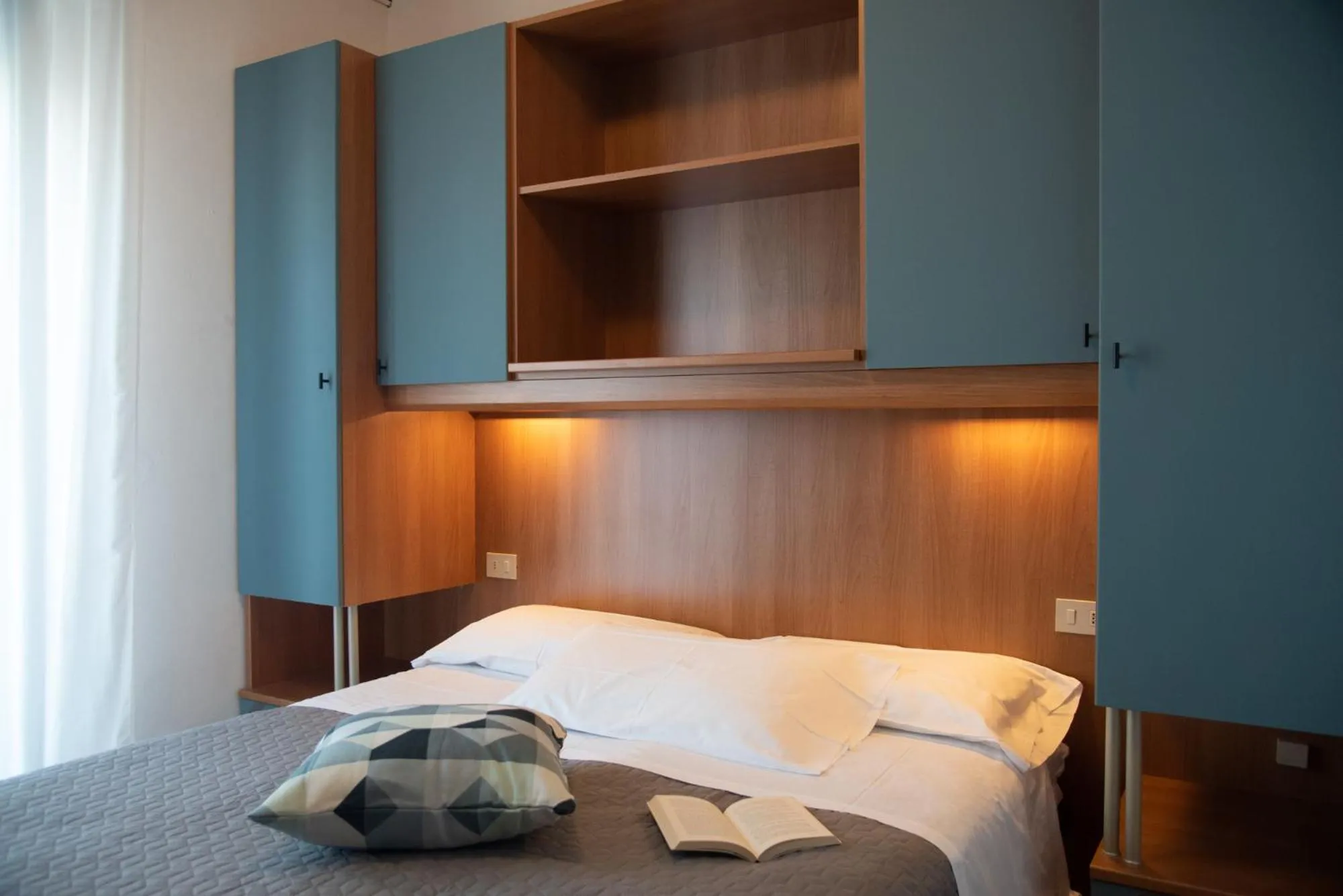 Bed in Hotel Crystal