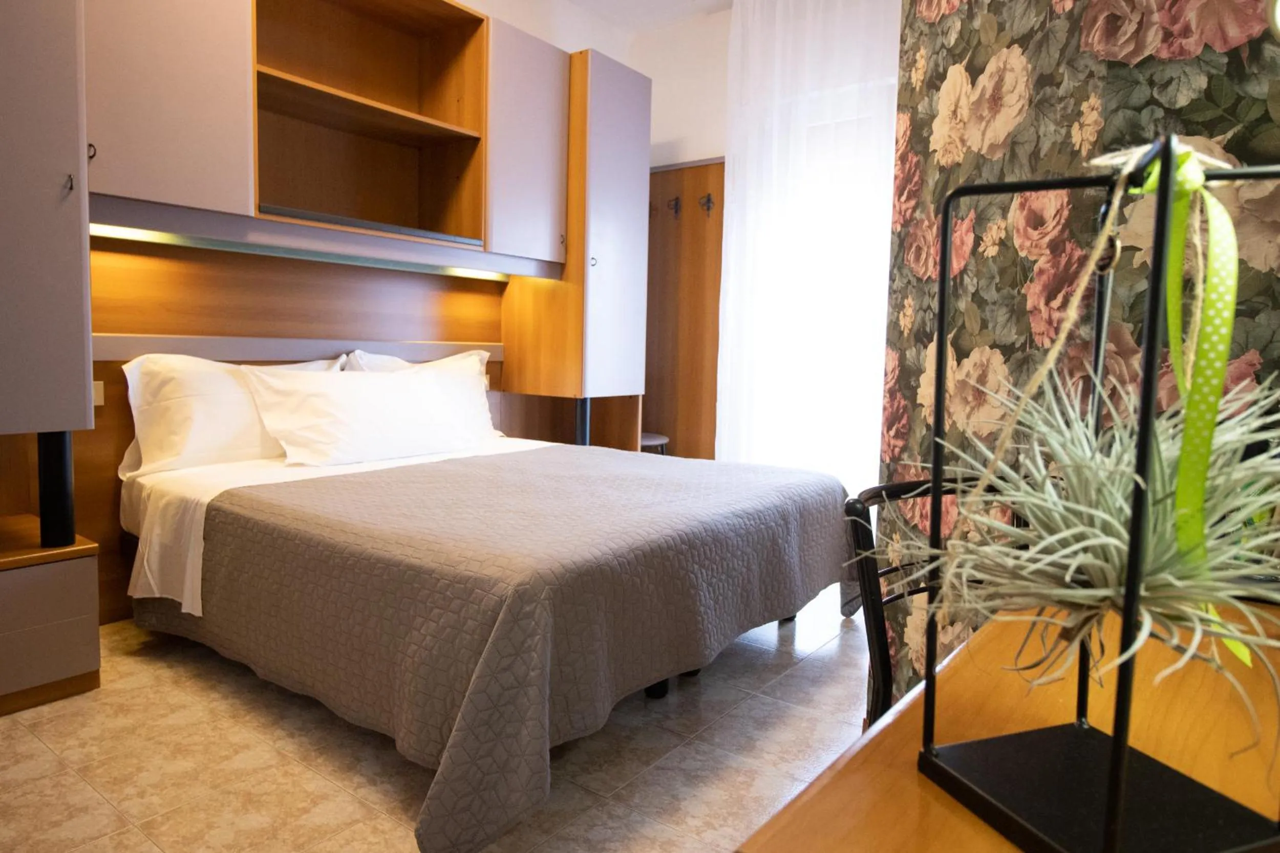 Bed in Hotel Crystal