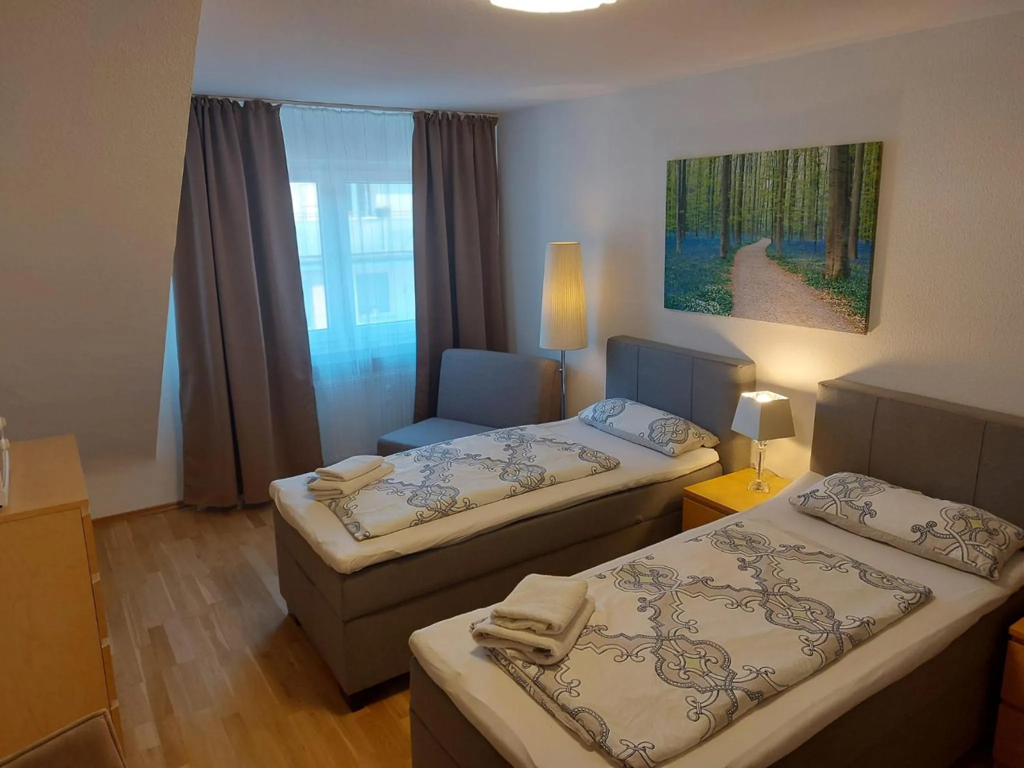 Bed in Apartments Jahnstraße