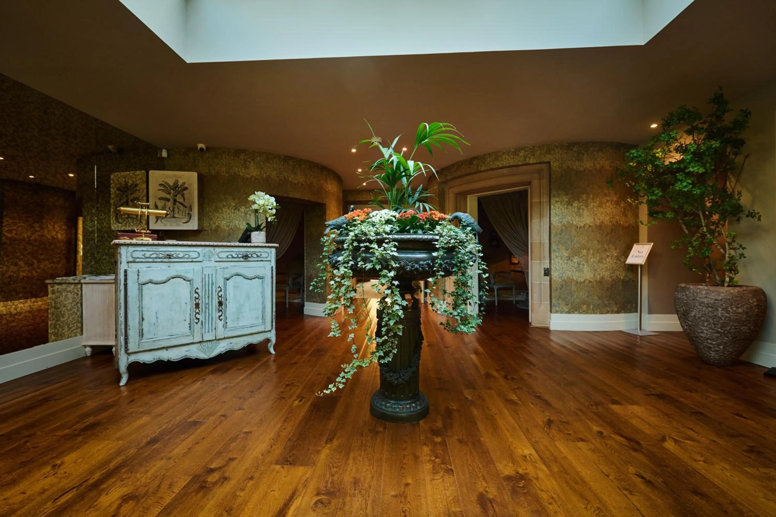 Lobby or reception in Cairn Lodge