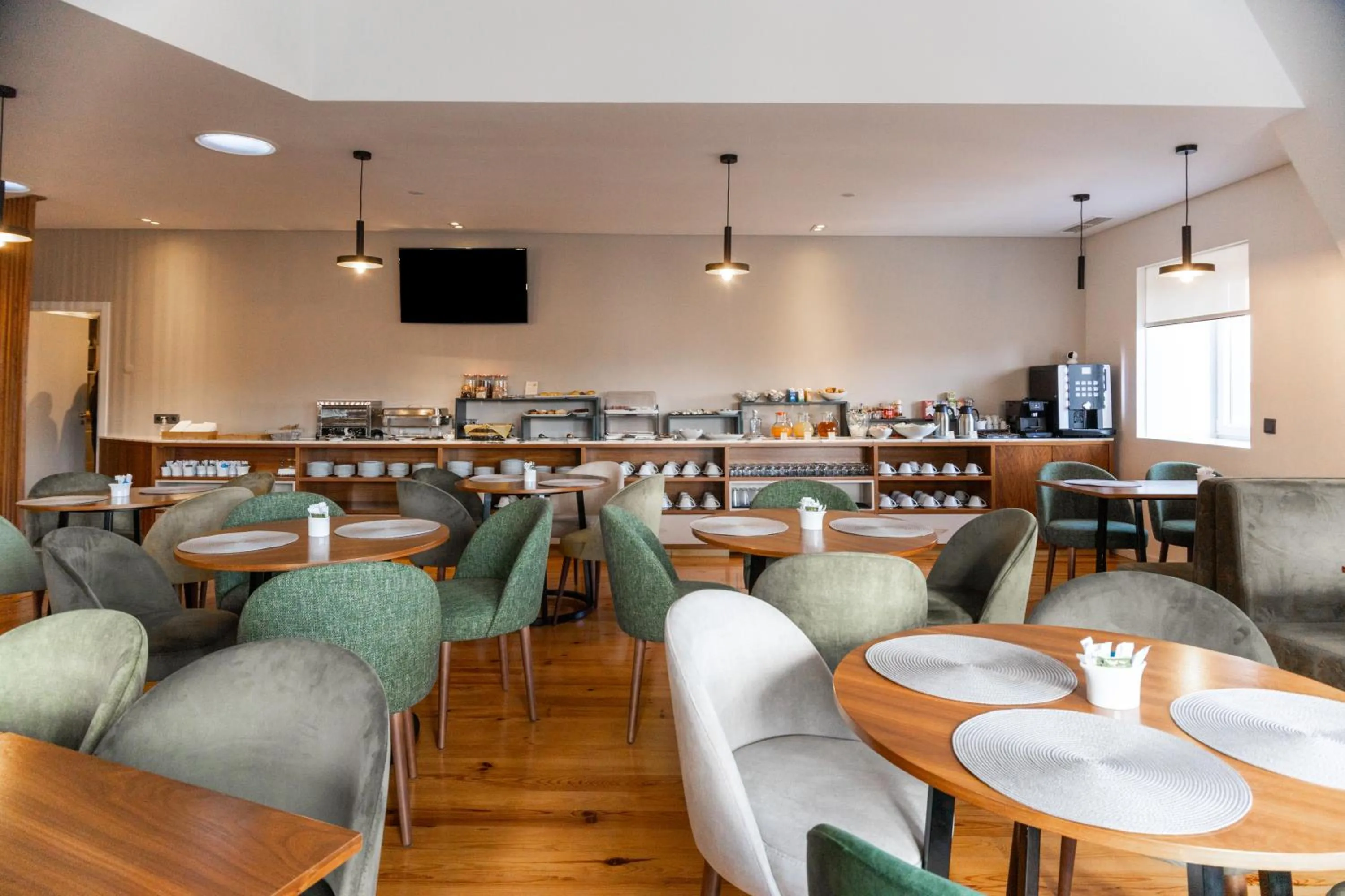 Breakfast in Avenida Boutique Hotel